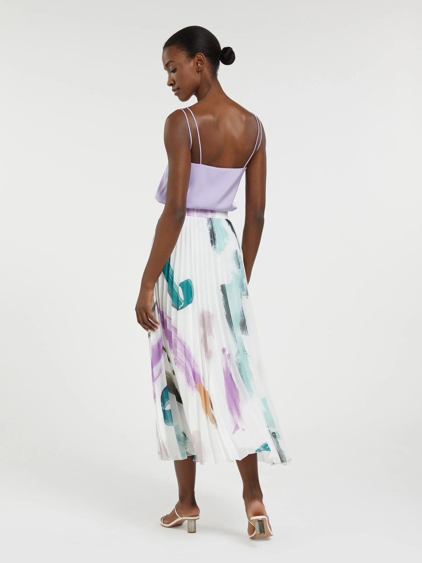 Abstract Print Pleated Skirt - Image 3