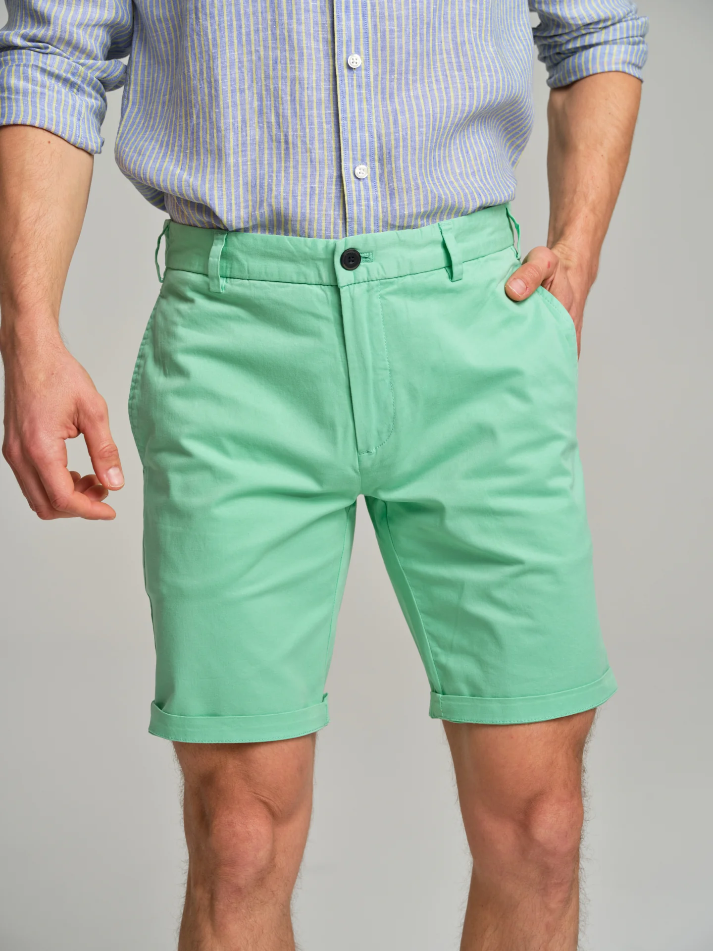 Basic bermuda shorts