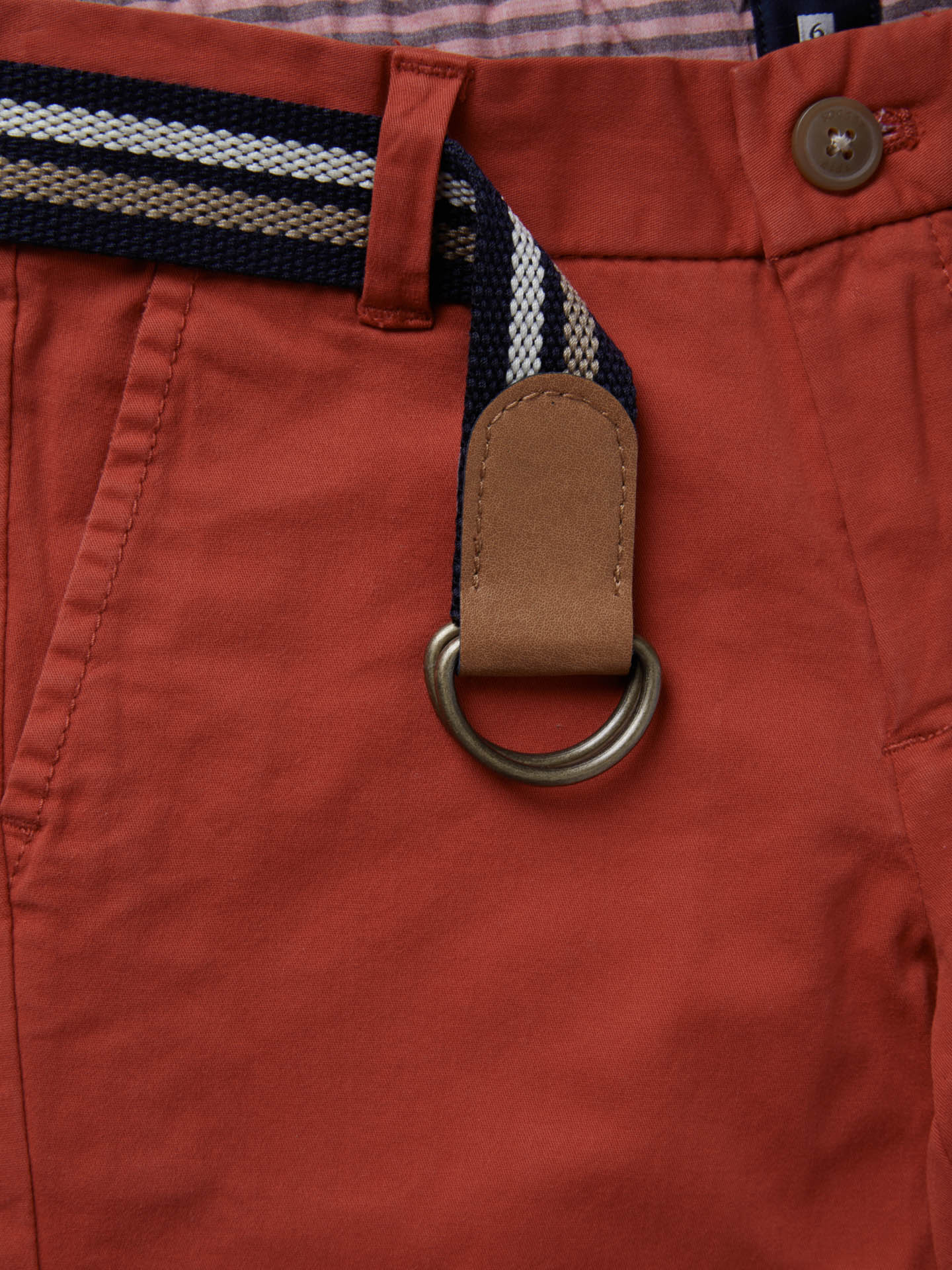 Basic Bermuda Shorts with Belt - Image 25