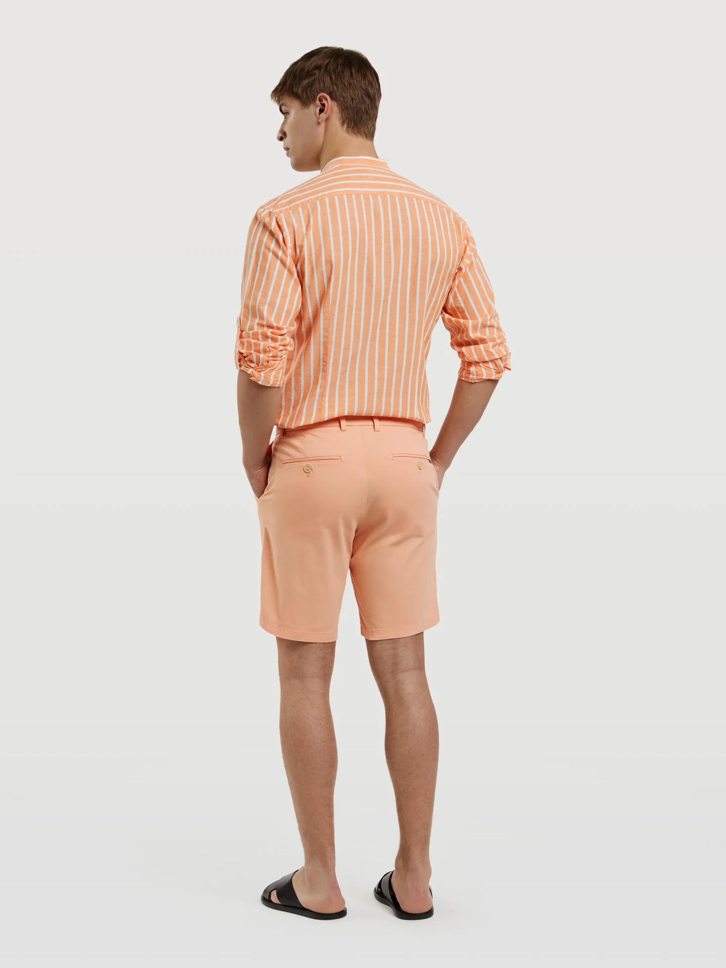 Basic Comfort Slim Fit Bermuda in Garment Dye - Image 17