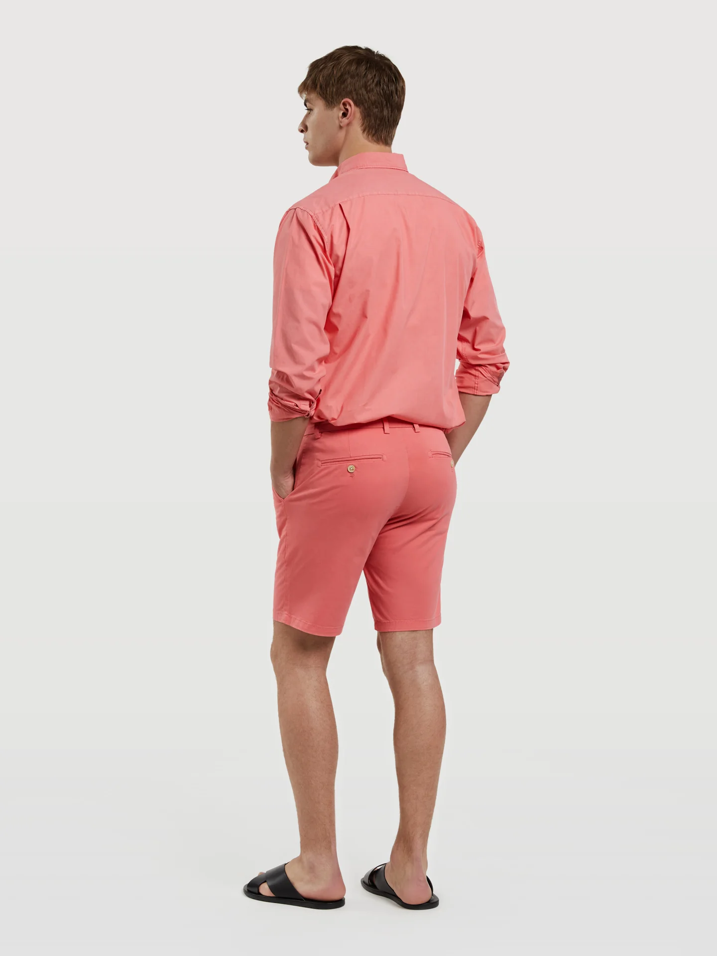 Basic Comfort Slim Fit Bermuda in Garment Dye - Image 26