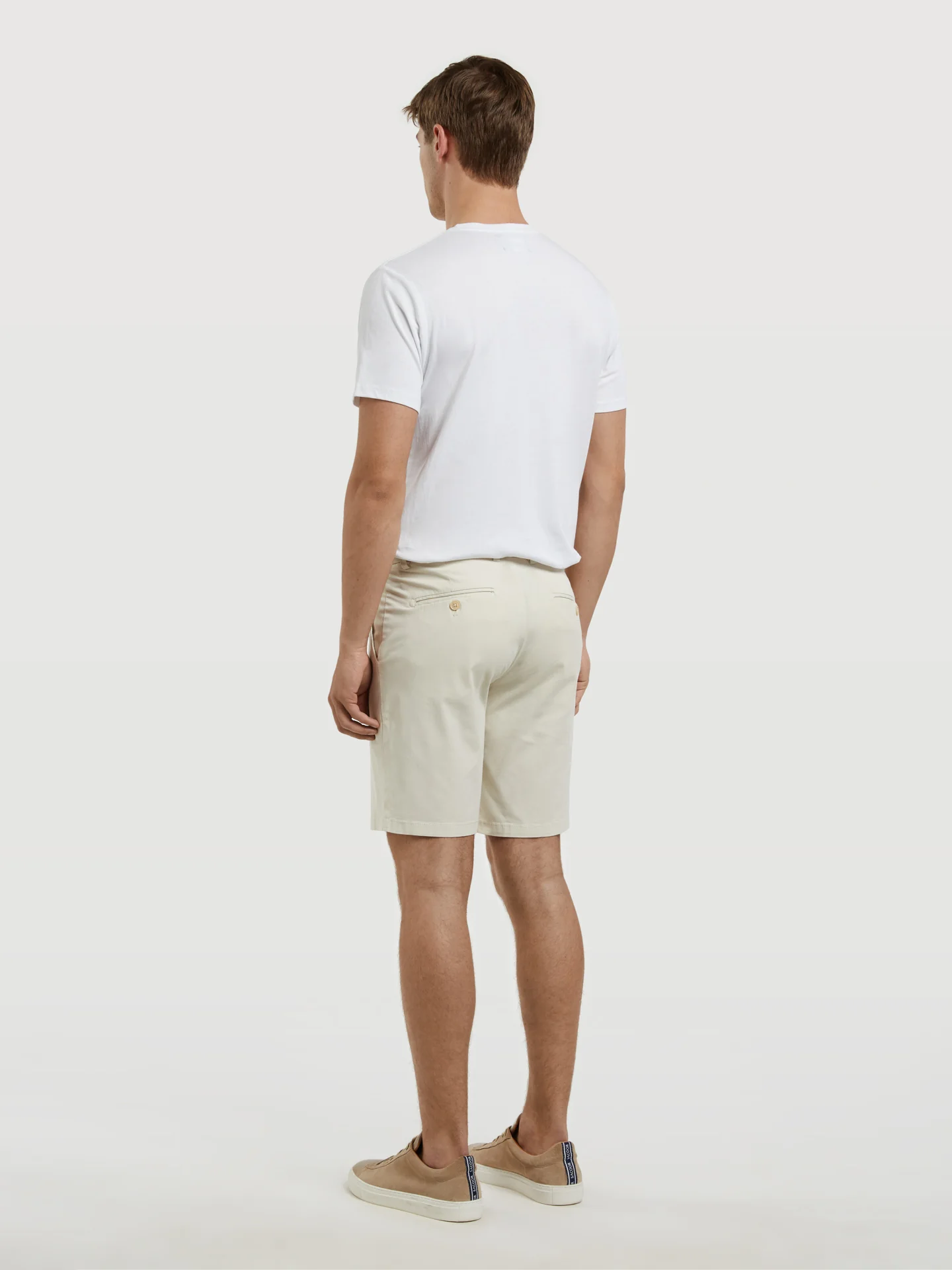 Basic Comfort Slim Fit Bermuda in Garment Dye - Image 6