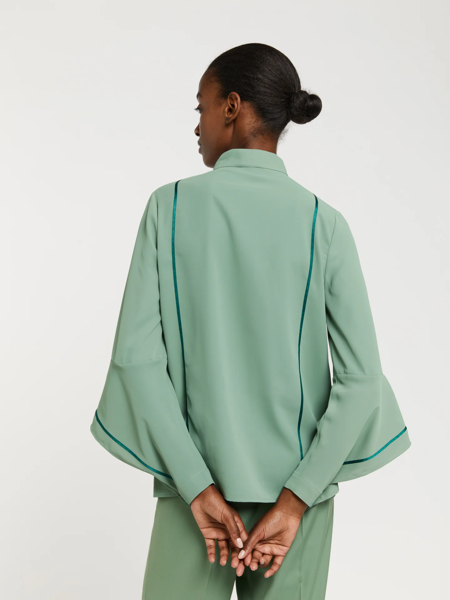 Bell sleeve blouse - Image 6