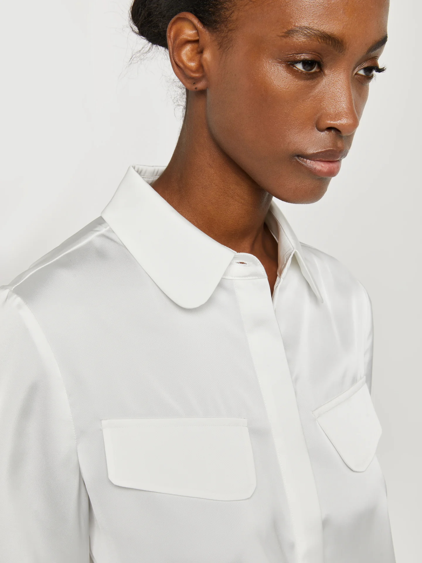 Blouse with big chest flap pockets - Image 7