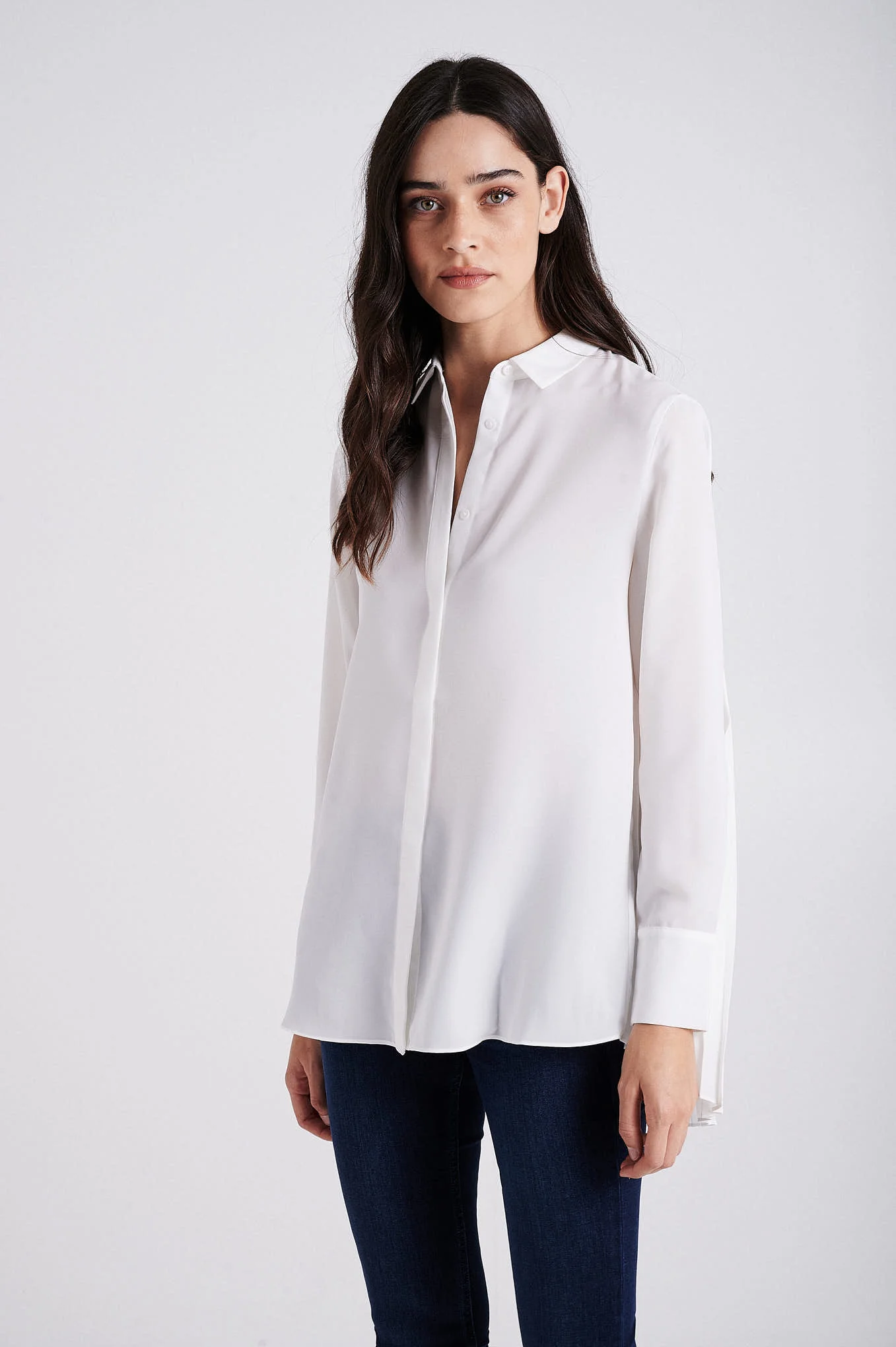 Blouse with pleated back