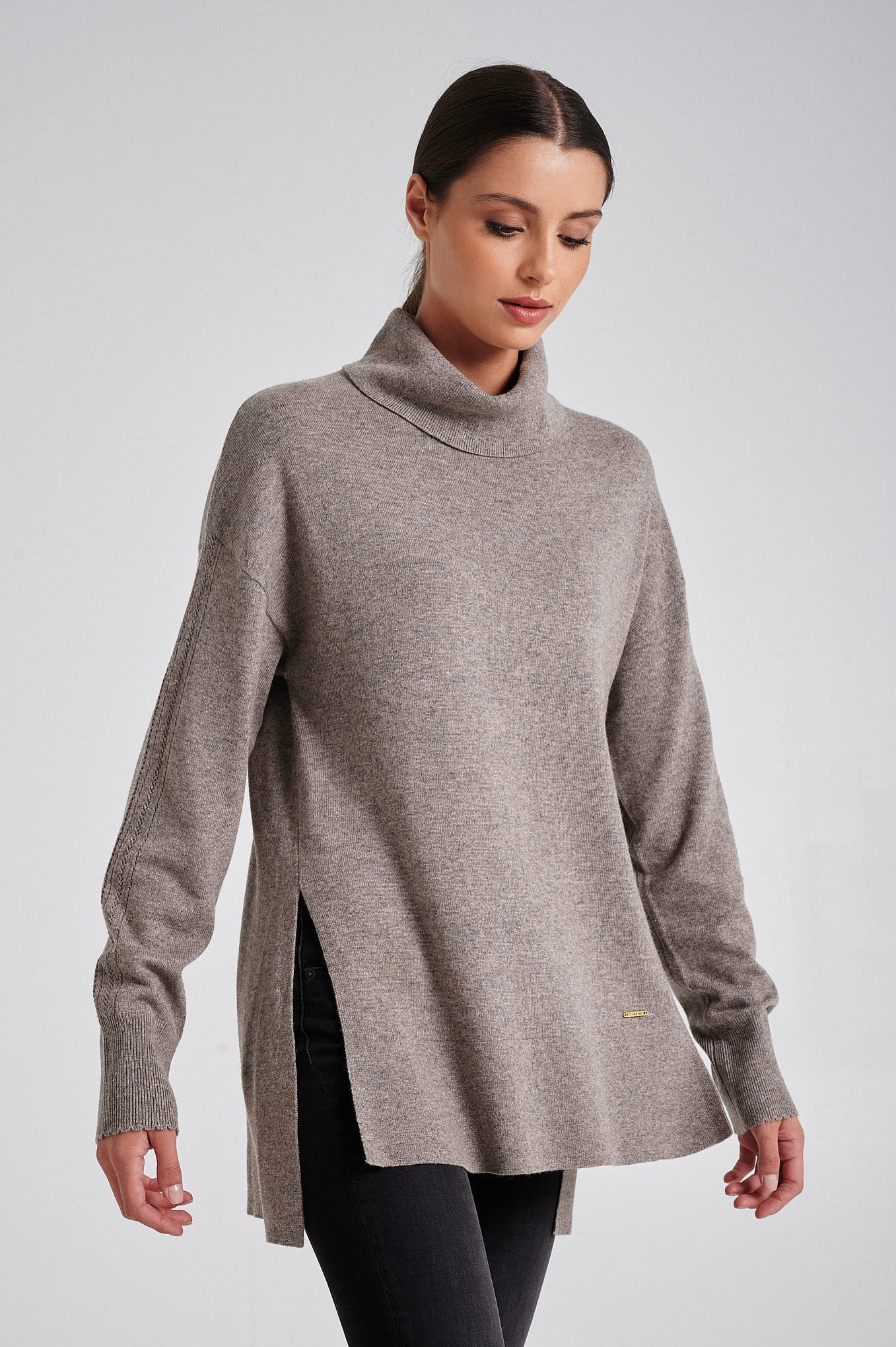 Boxy shape sweater - Image 15