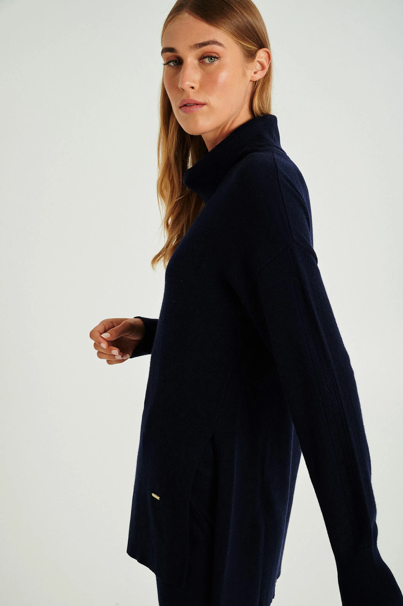Boxy shape sweater - Image 2