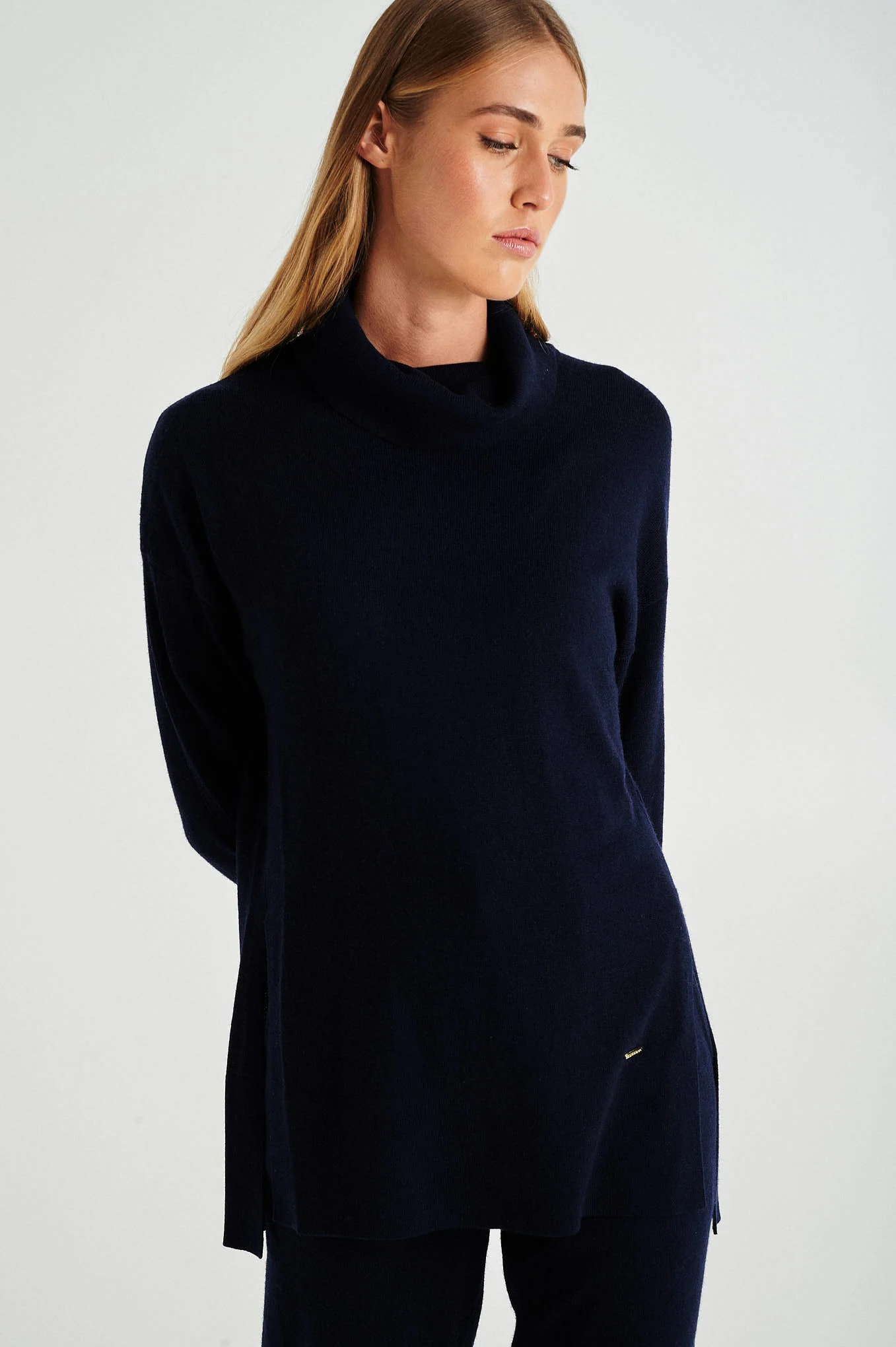 Boxy shape sweater - Image 3