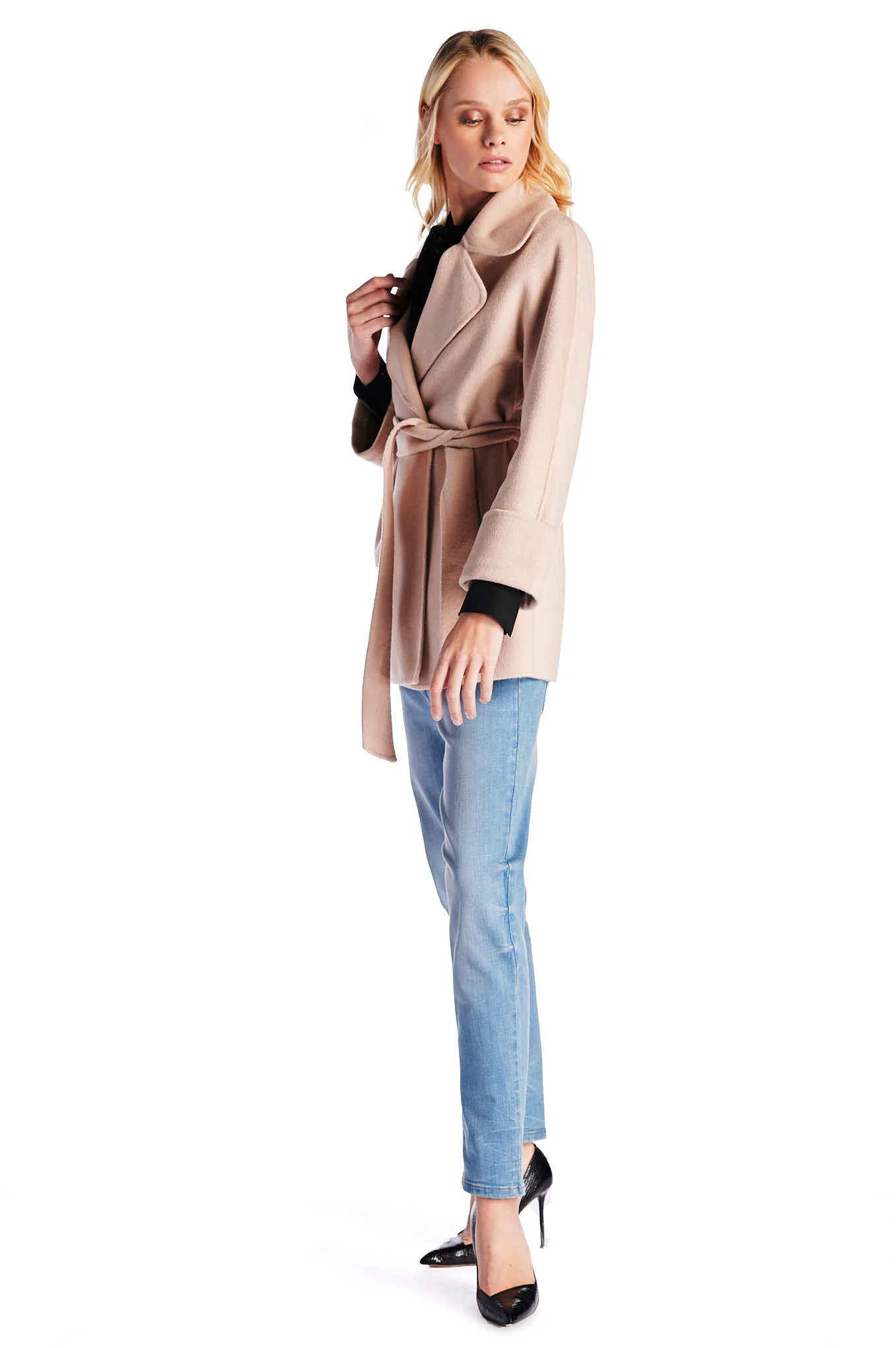 Casual Women's Jacket with Manual Confection Belt