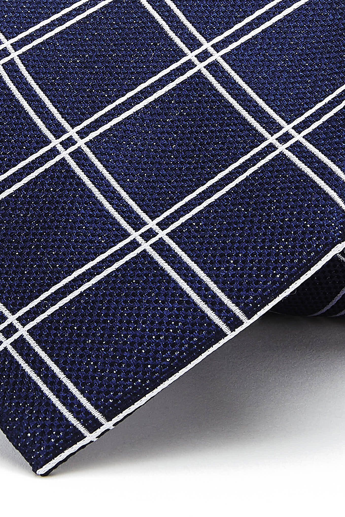 Checkered Pattern Tie 100% Silk 8cm - Image 6