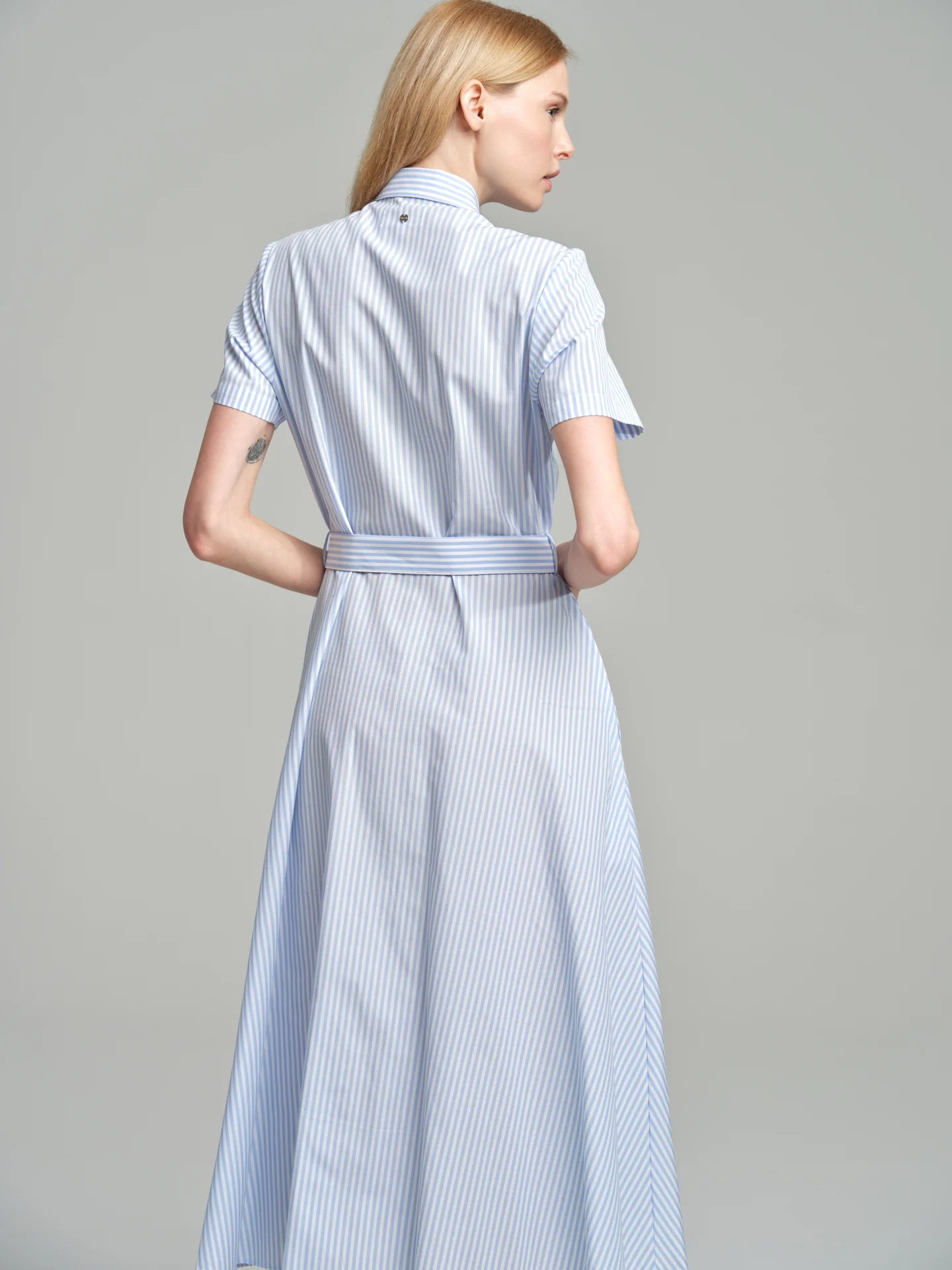 Classic belted shirt dress with stripes - Image 3