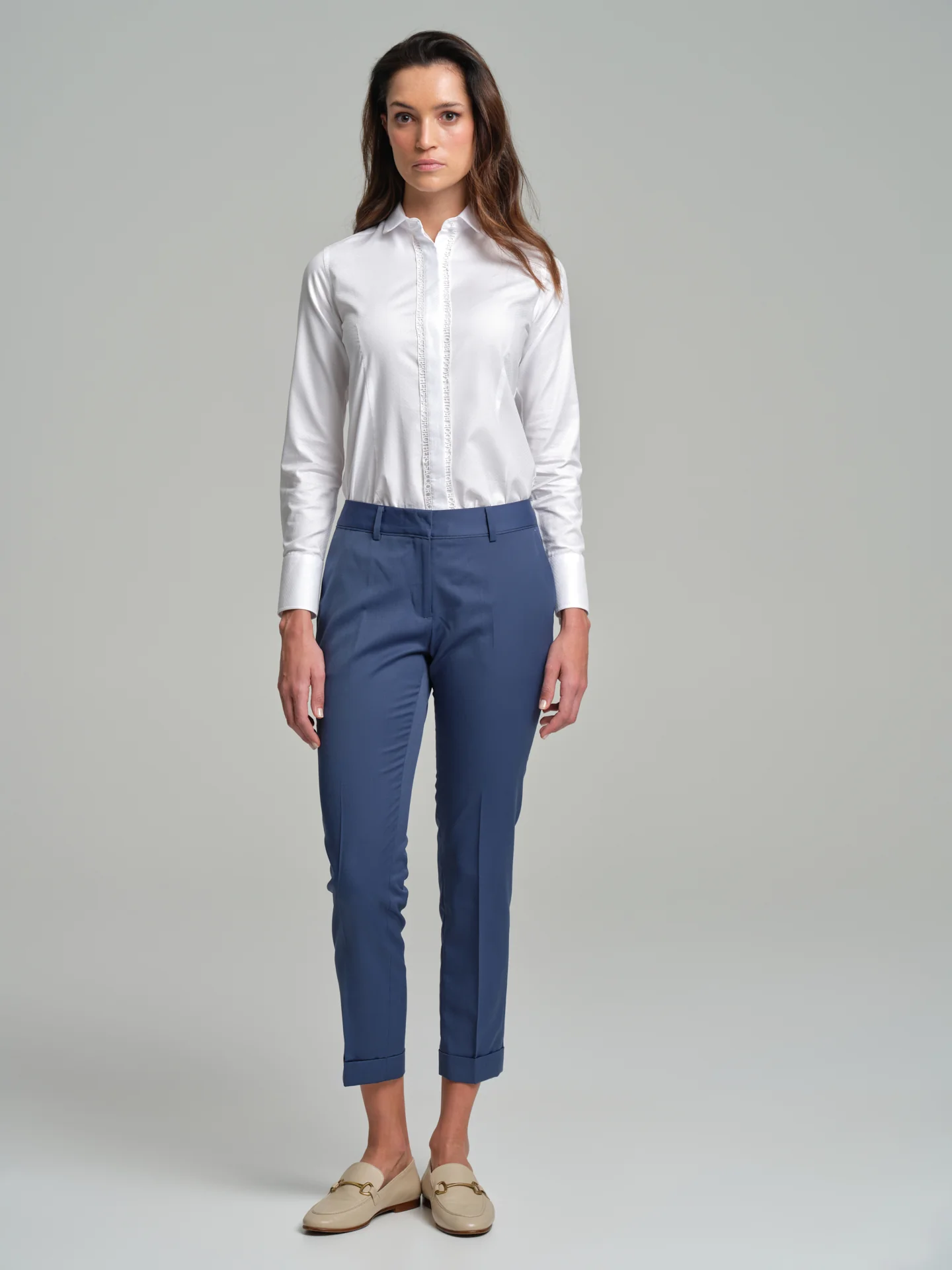 Classic slim fit shirt with front placket lace - Image 2