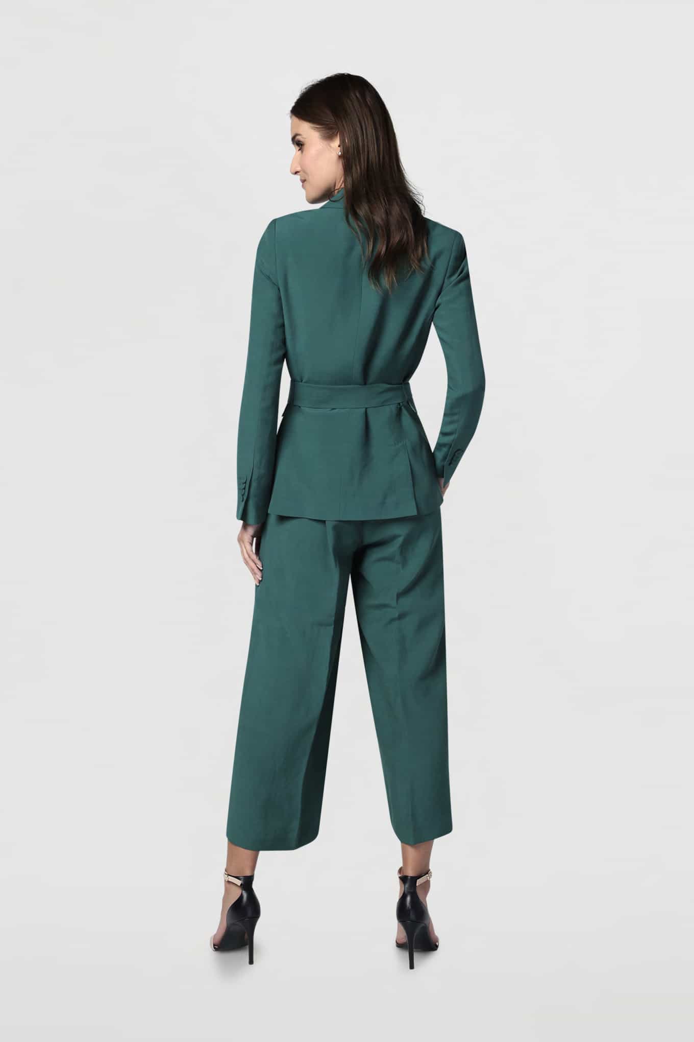 Classic Slim Fit Women's Blazer - Image 2
