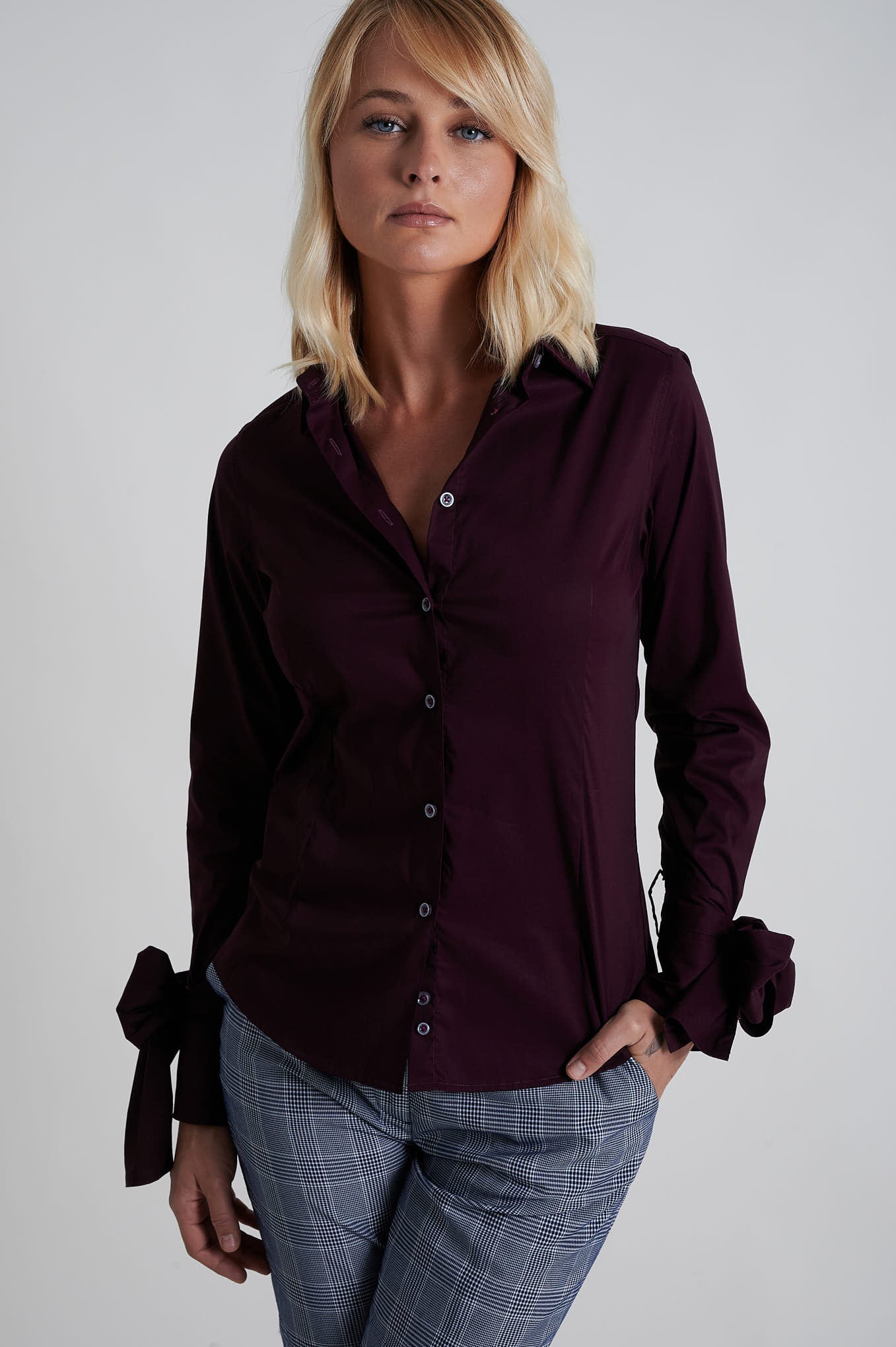 Classic Slim Fit Women's Shirt - Image 2