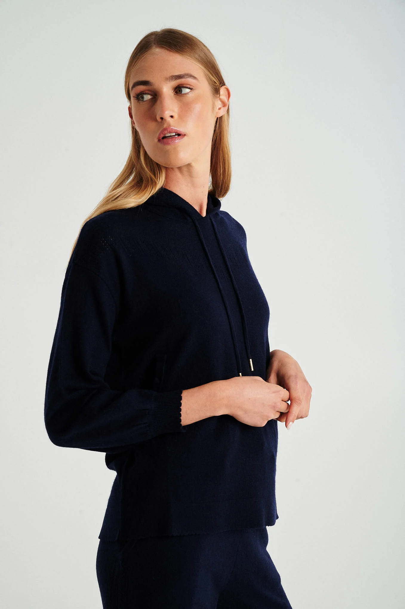 Confortable fit knitted Trousers - Image 8