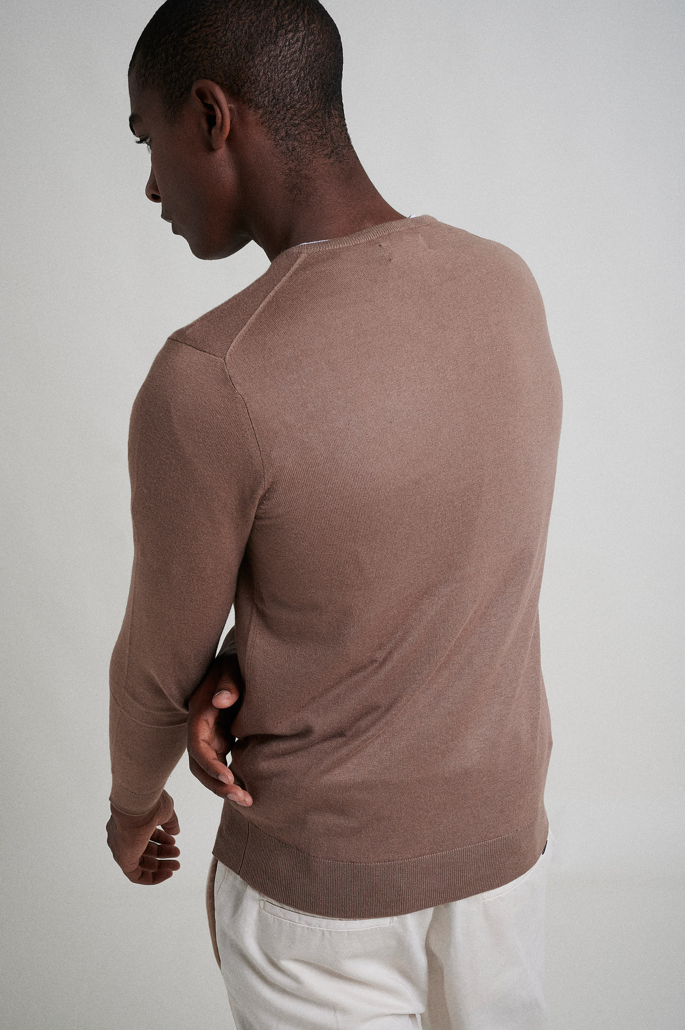 Crew neck cotton silk sweater - Image 6