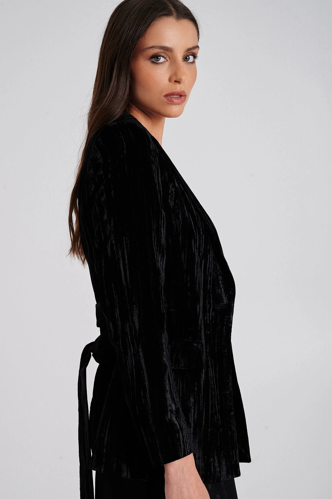 Crushed velvet belted blazer - Image 5