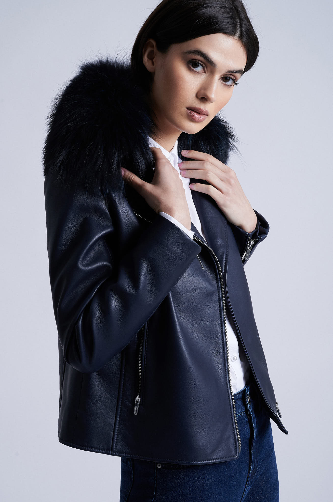 Detatchable collar Biker jacket - Image 3