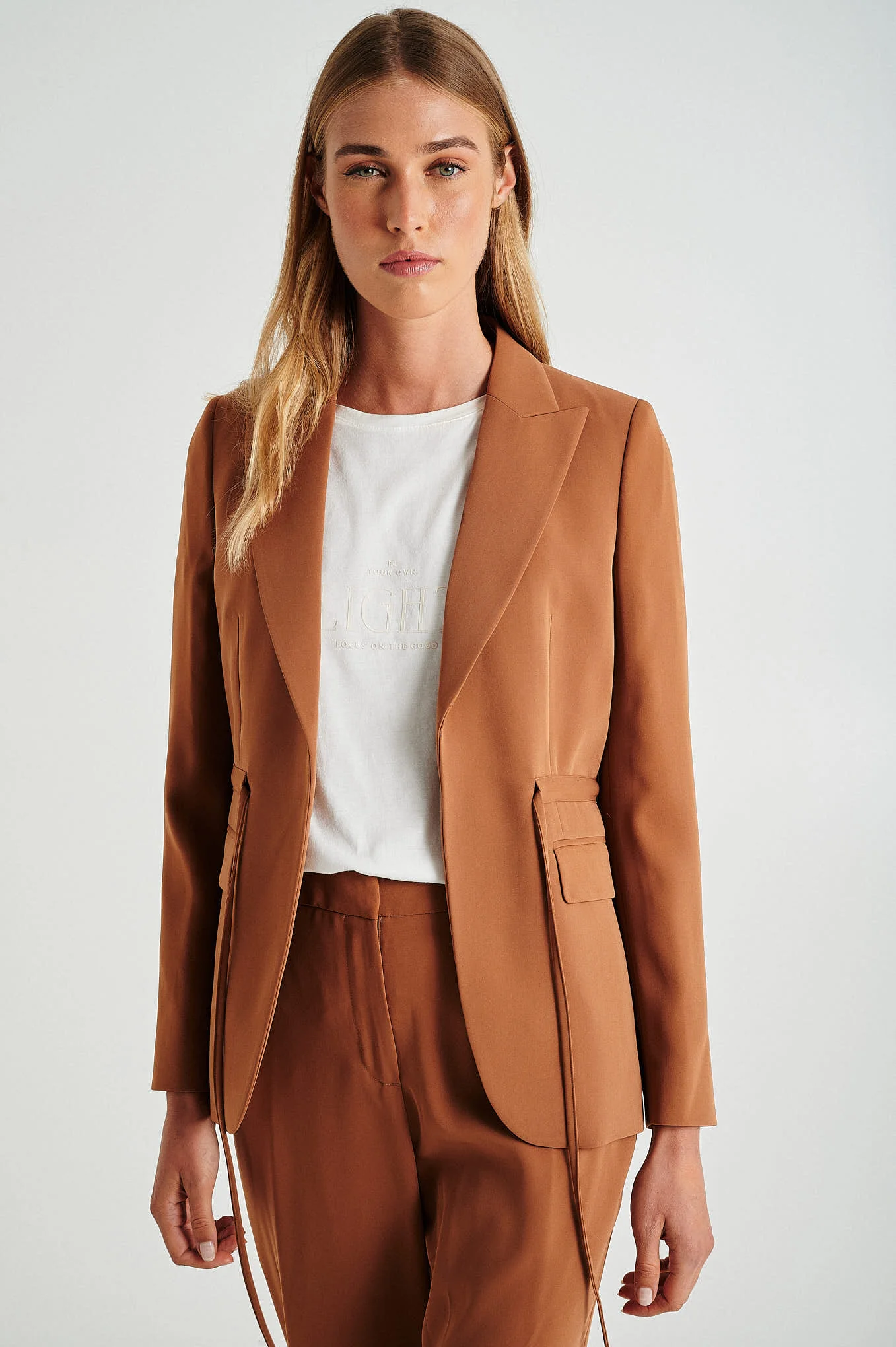 Drawstring waist detail blazer