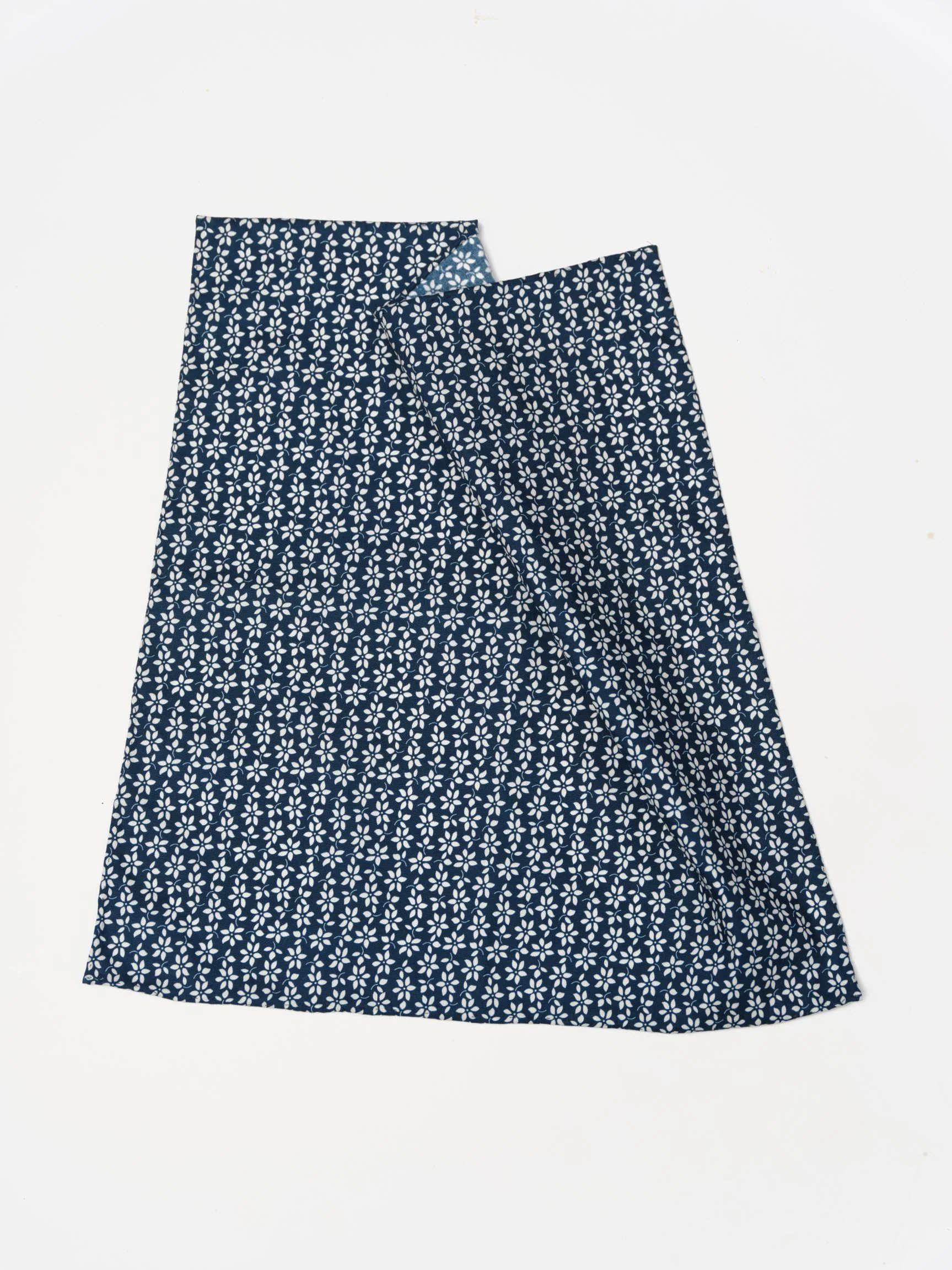 Floral handkerchief - Image 3