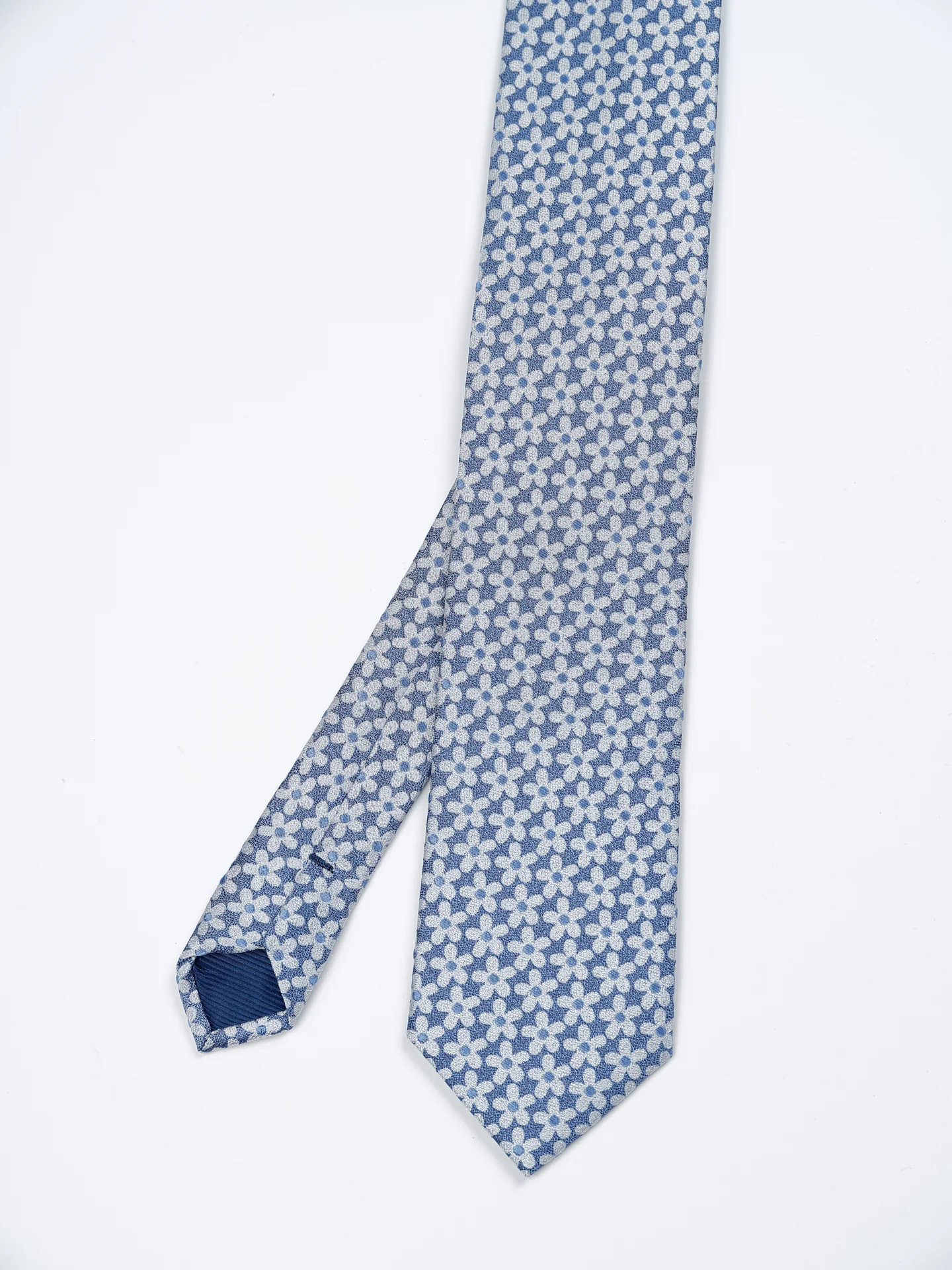 Floral Pattern Tie 100% Silk 7,5cm - Image 2