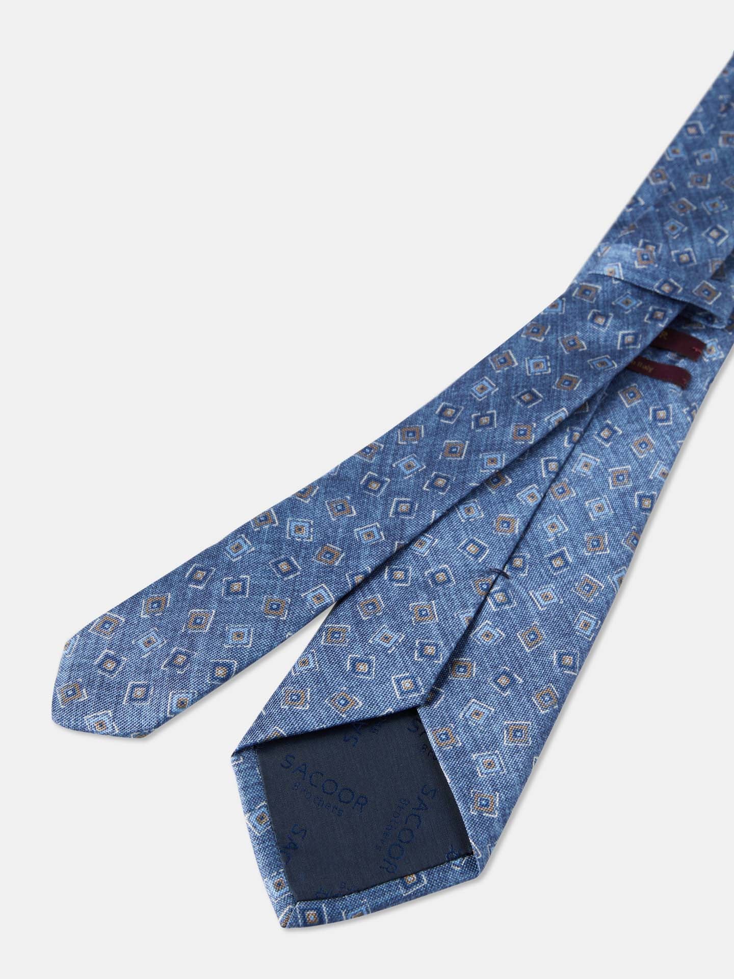 Geometric Pattern Tie 100% silk 8cm - Image 4