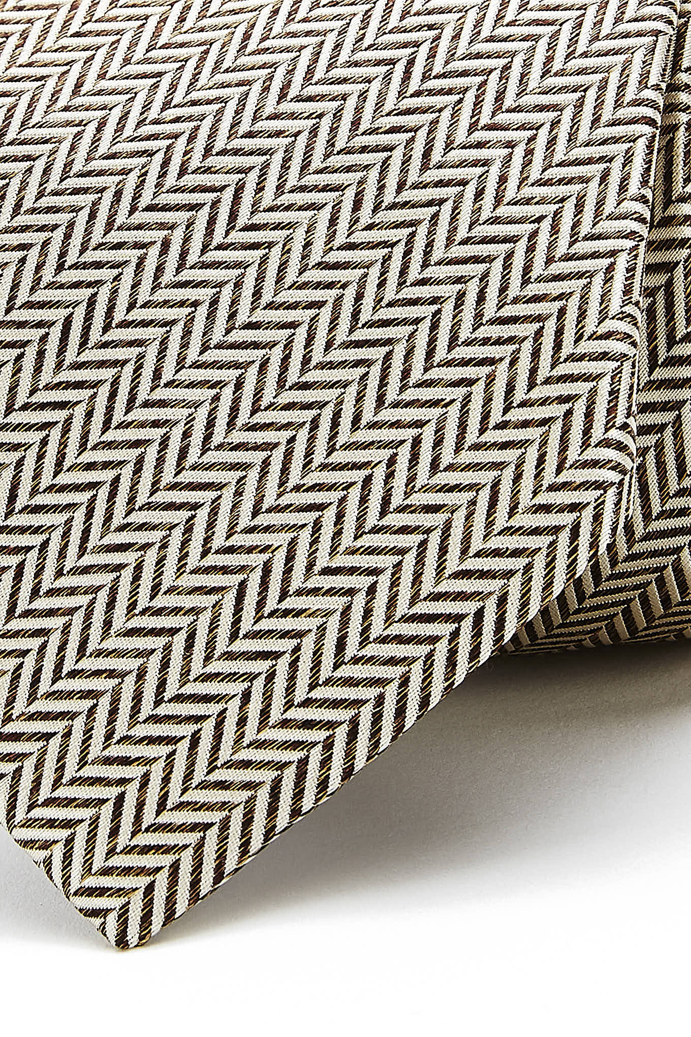 Herringbone Pattern Tie 100% Silk 8cm - Image 4