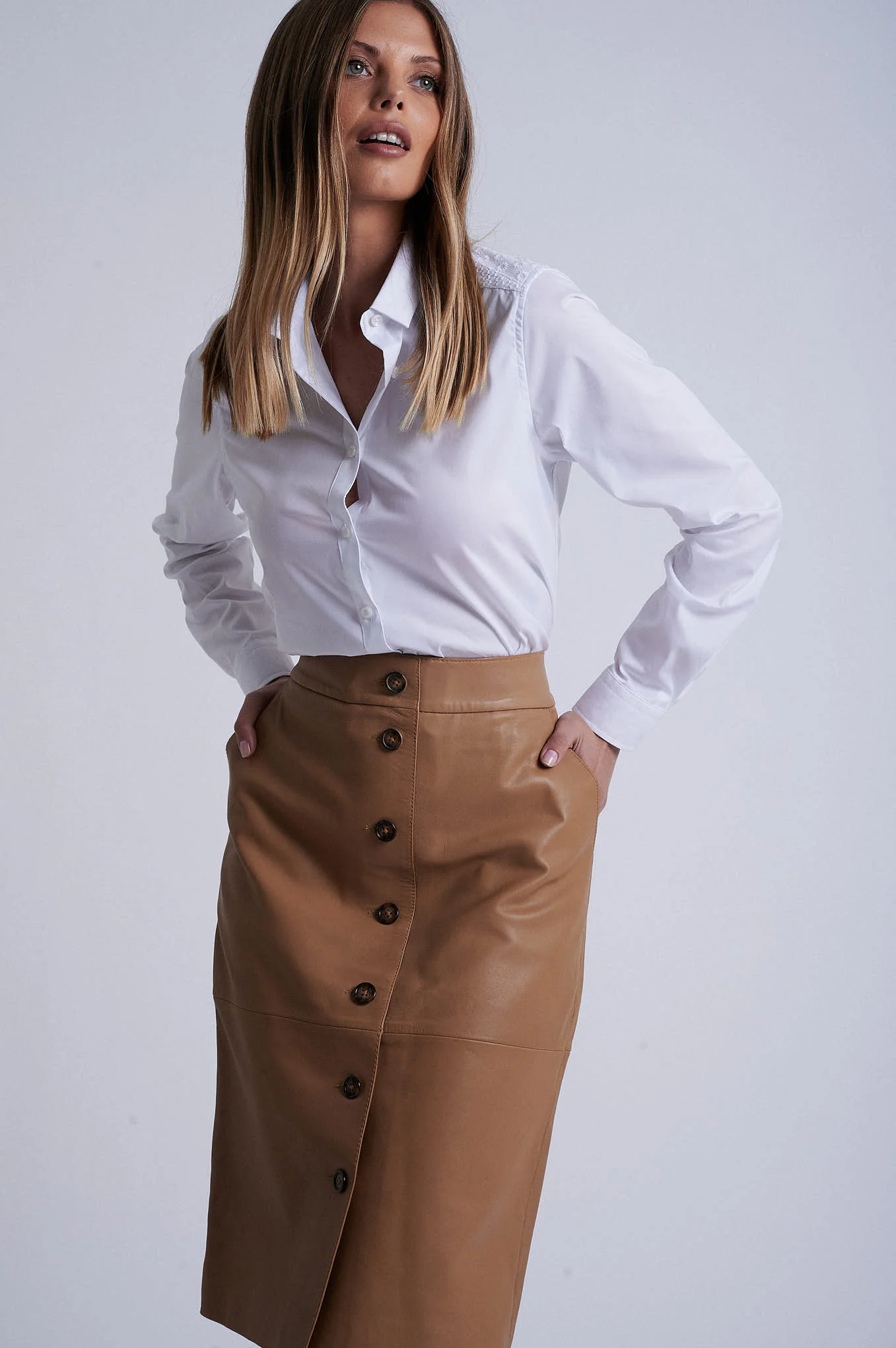 High waist pencil leather skirt. - Image 3