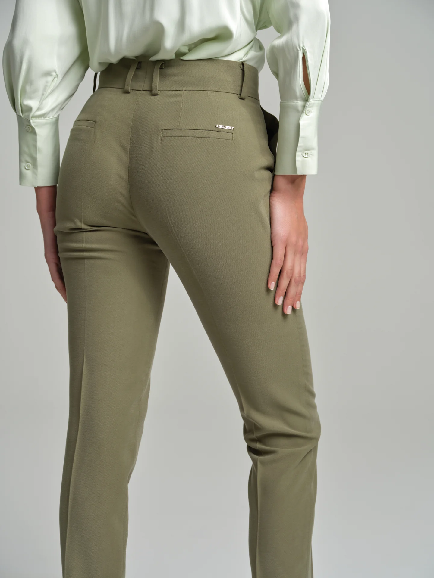 High waist straight leg pleated trousers - Image 5