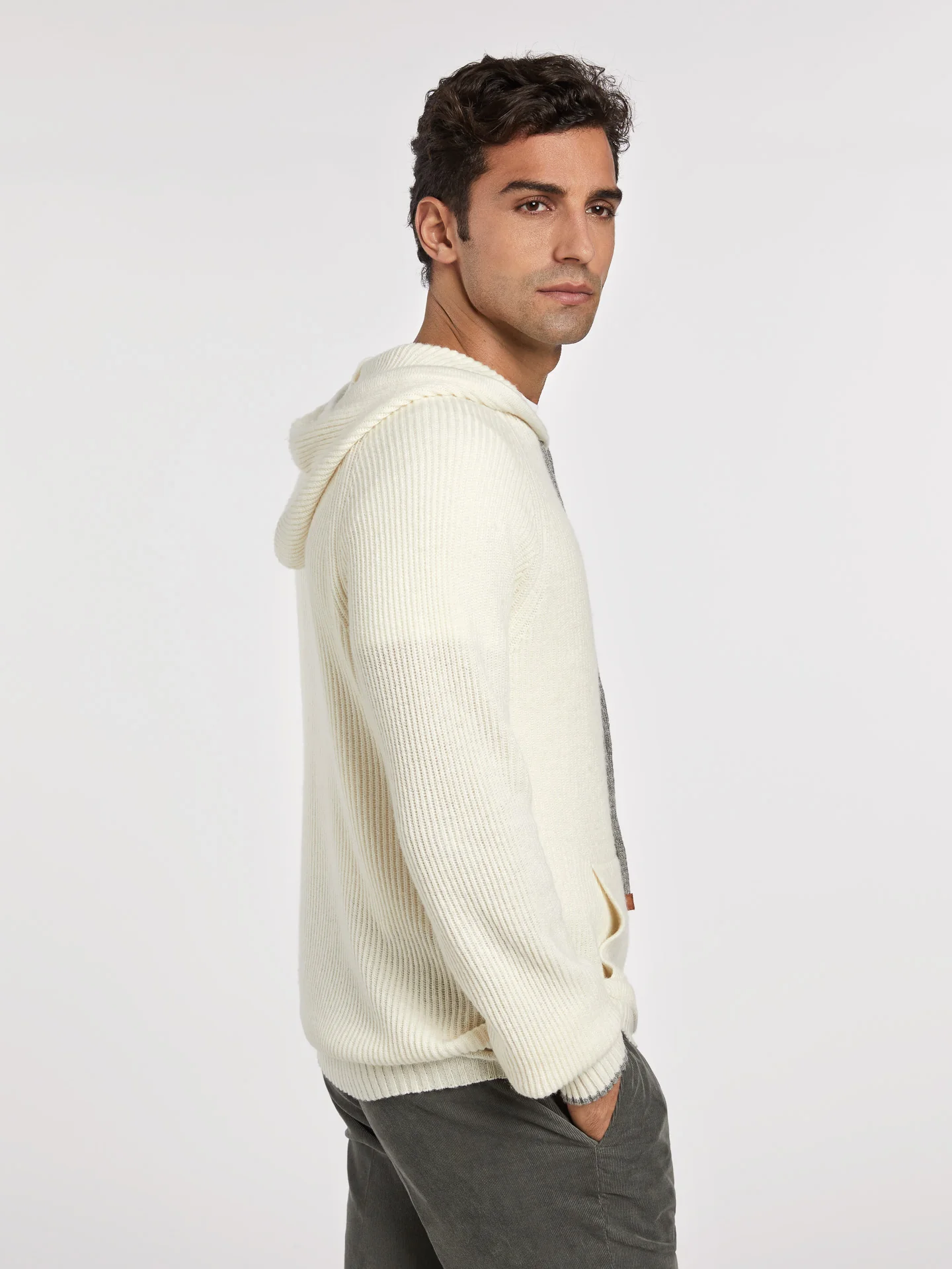 Hooded sweater - Image 4