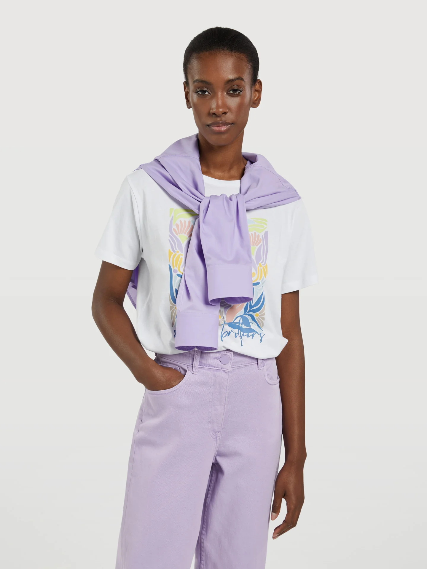 Kindness Print T-shirt - Image 4