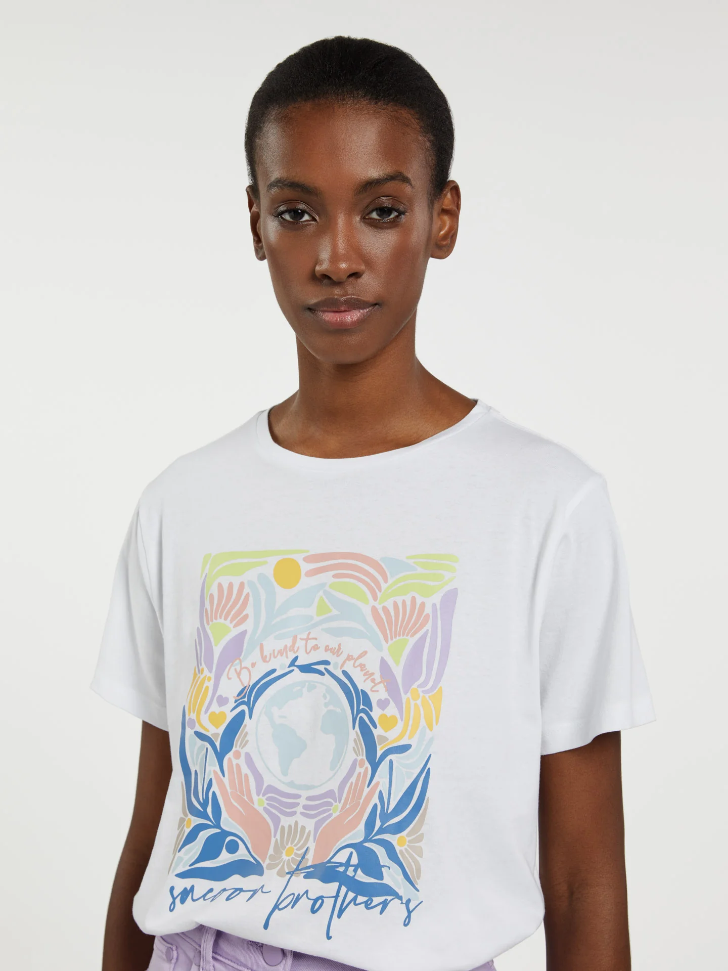 Kindness Print T-shirt - Image 5
