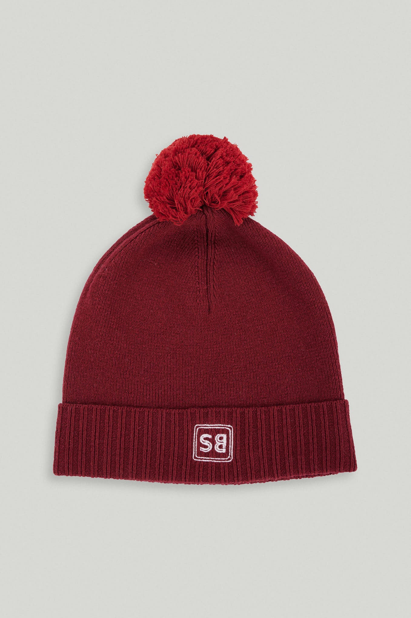 Knitted cap from GEN Z capsule collection