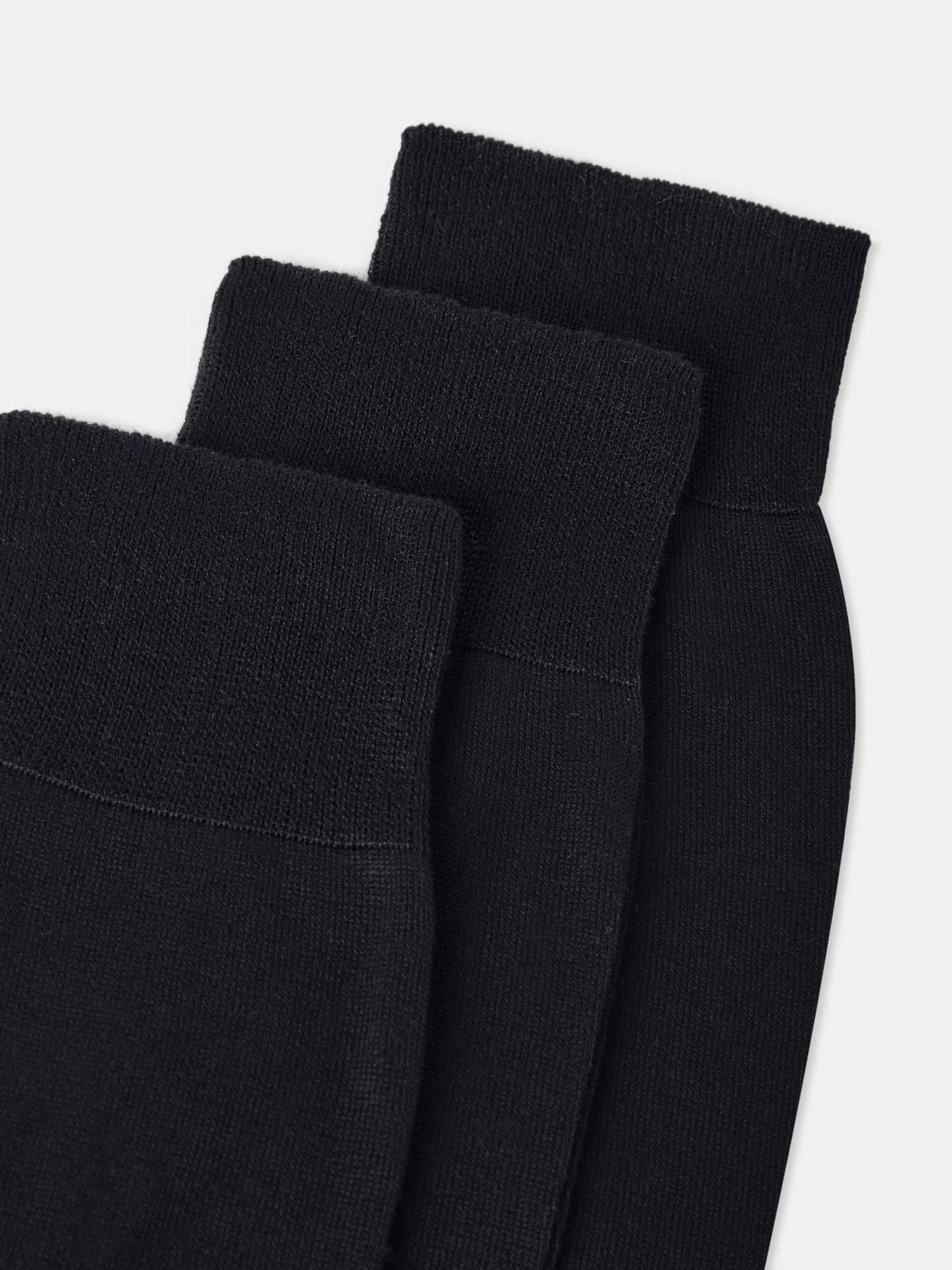 Knitted plain socks - Image 5