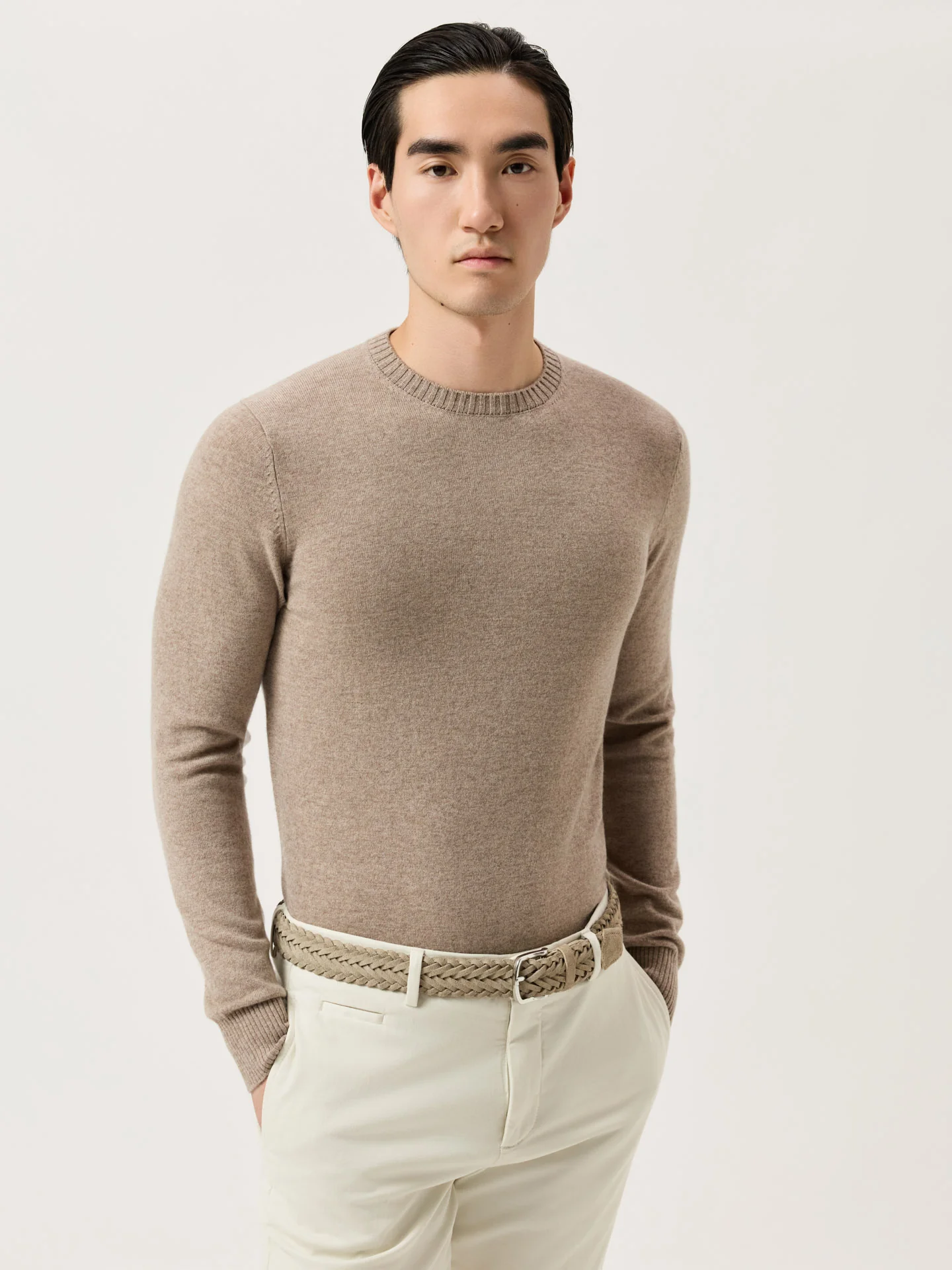 Long Sleeve Crew Neck Sweater In Wool Cashmere Blend - Image 2