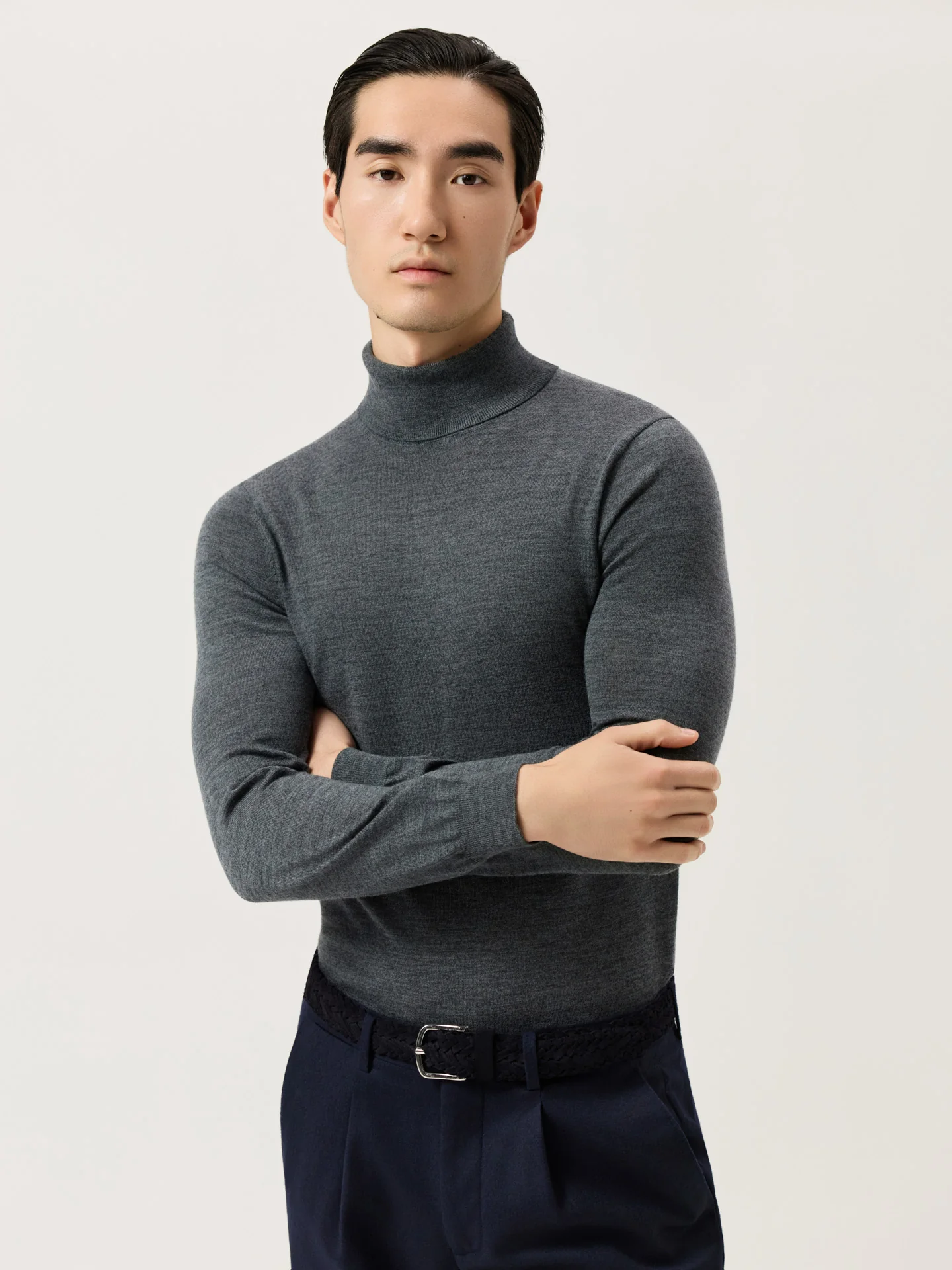 Long Sleeve Turtleneck Sweater In Extra Fine Merino Wool - Image 14