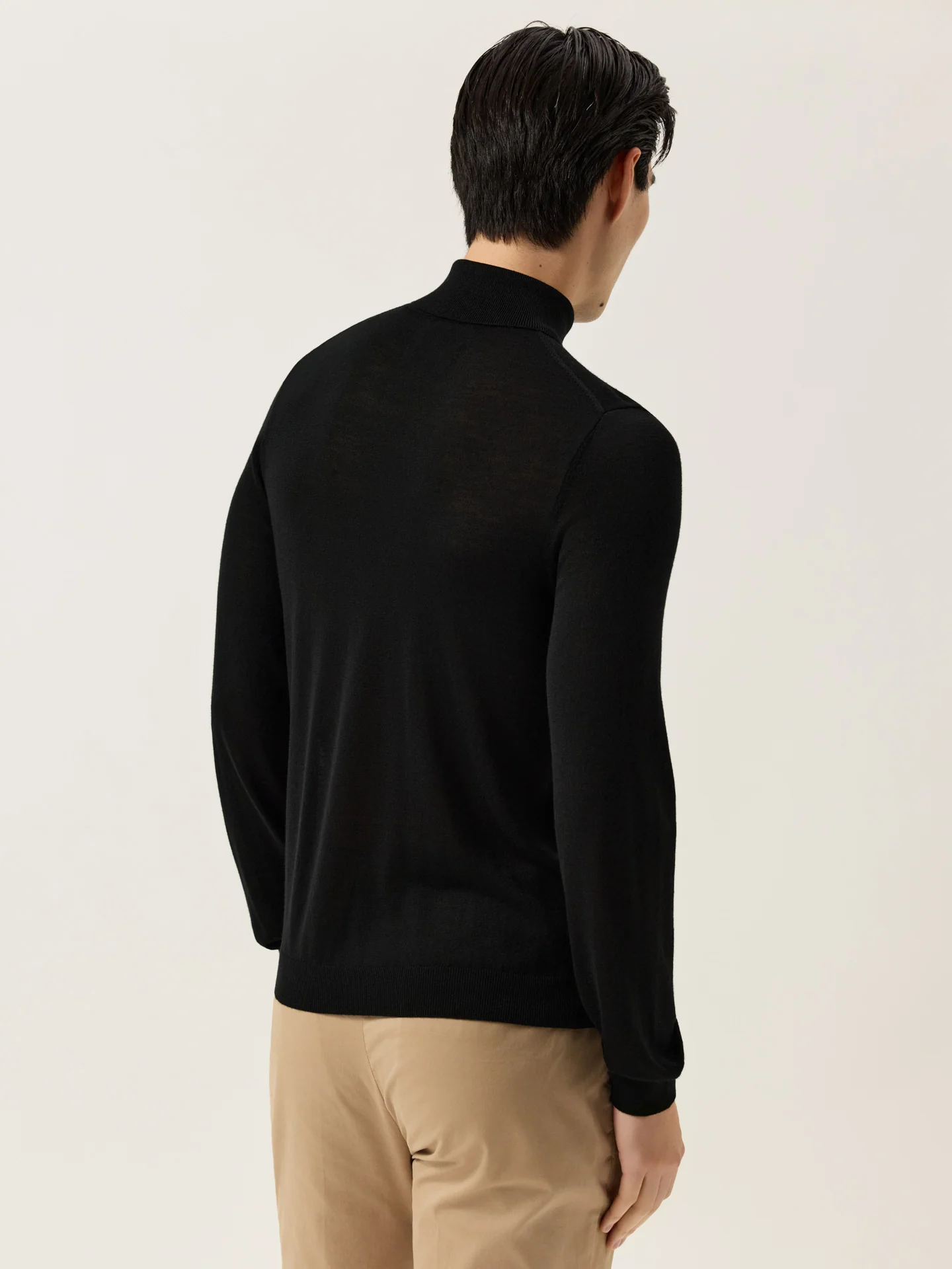 Long Sleeve Turtleneck Sweater In Extra Fine Merino Wool - Image 3