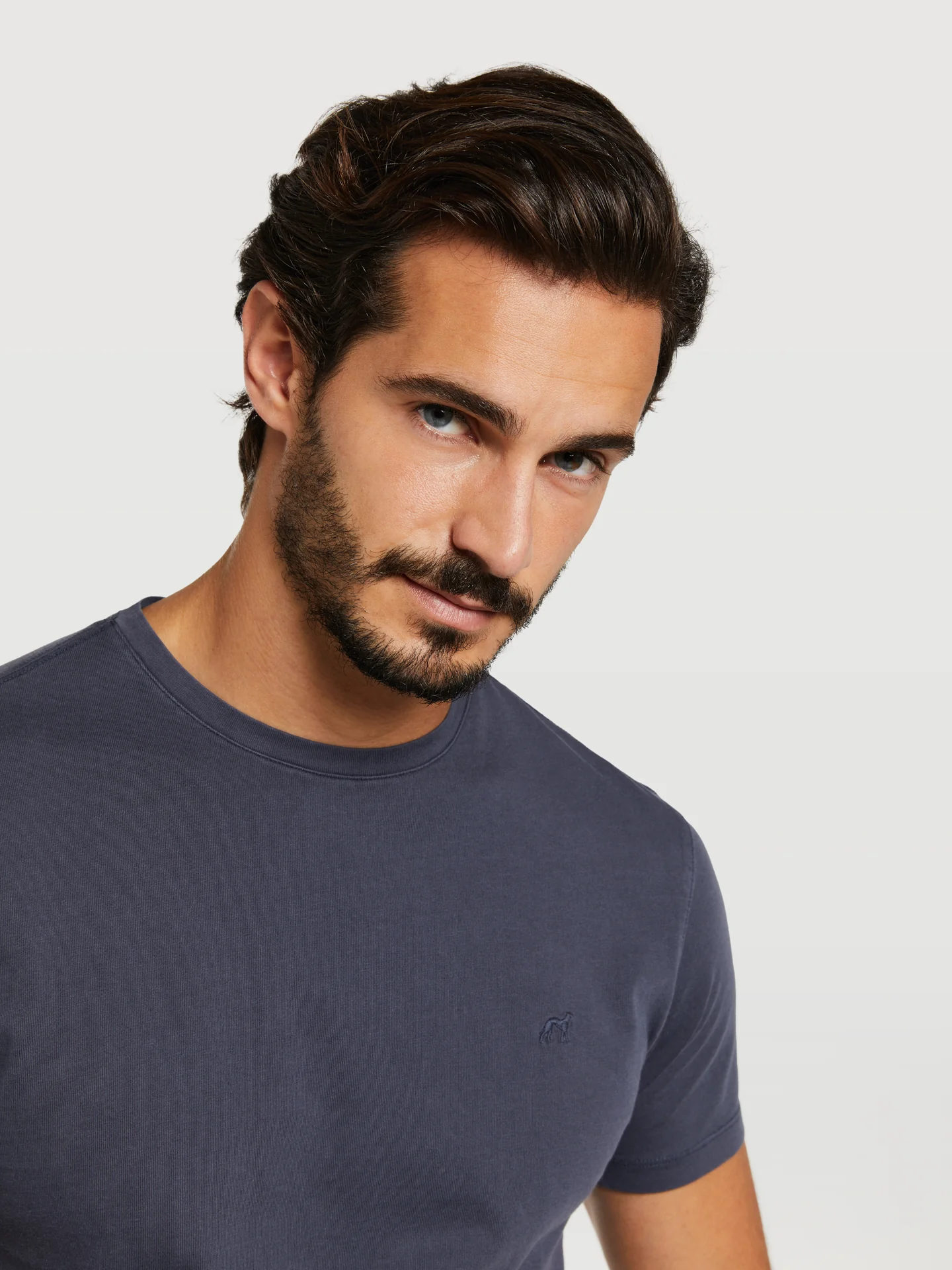 Luxe leisure edition logo embroidered t-shirt - Image 4