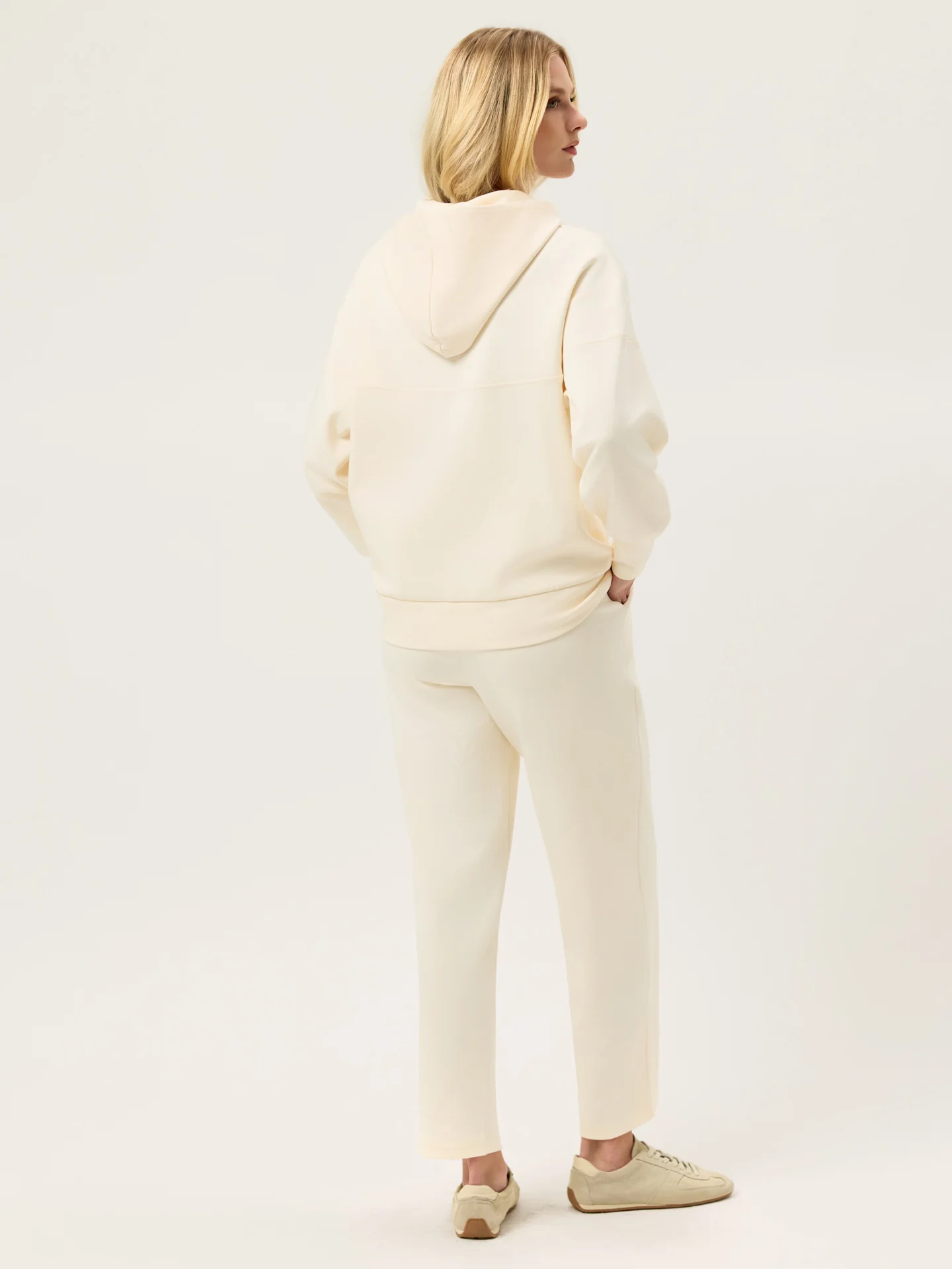 Luxe Leisure Edition Sportswear Barrel Trousers - Image 2