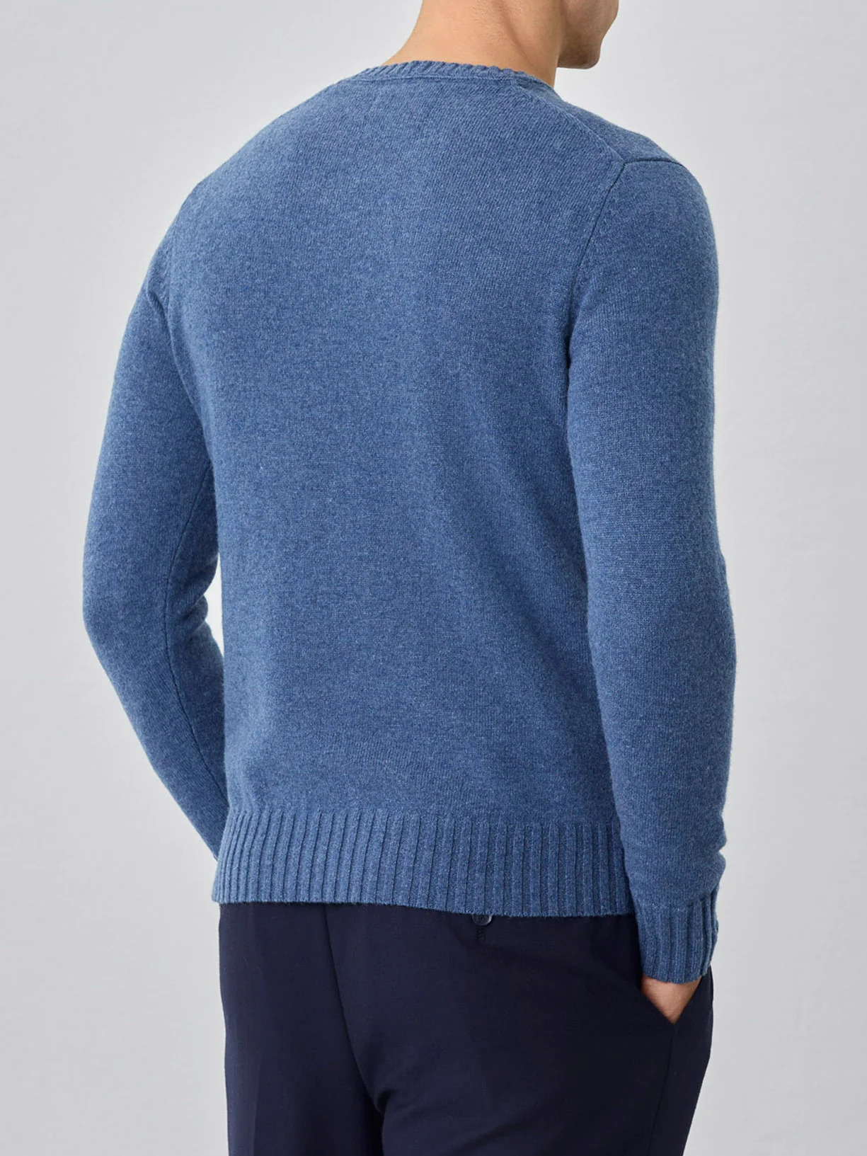 Machine Washable V-Neck Sweater With Long Sleeves In Lambswool - Image 9