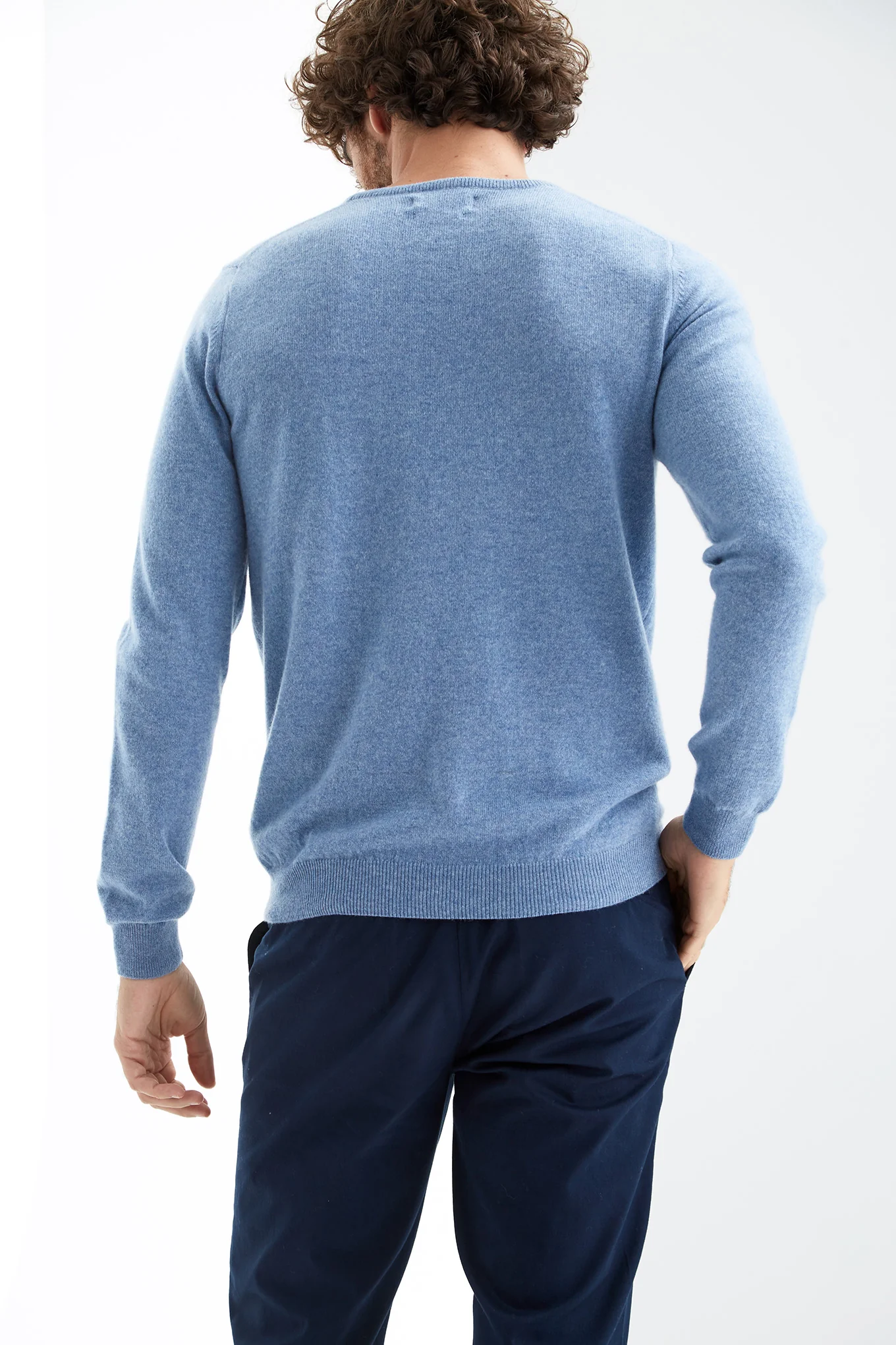 Men's Cashmere Sweater - Image 12