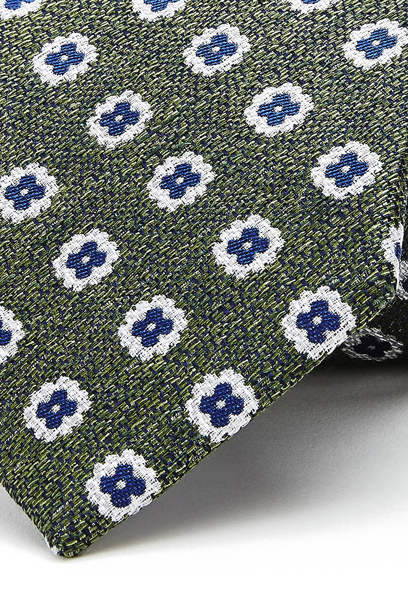 Men's Classic Pure Silk Tie - Image 4