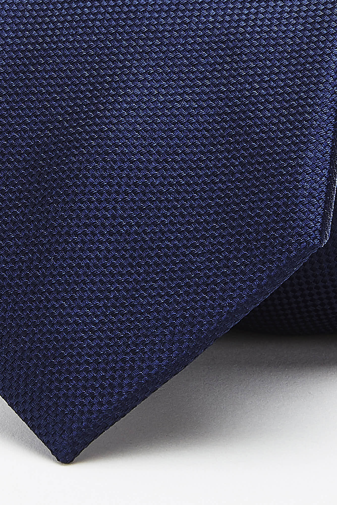 Men's Classic Pure Silk Tie - Image 4