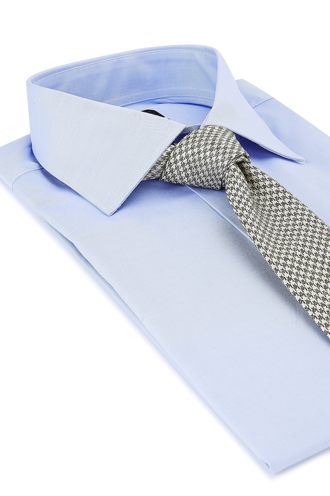 Men's Classic Regular Fit Shirt - Image 2