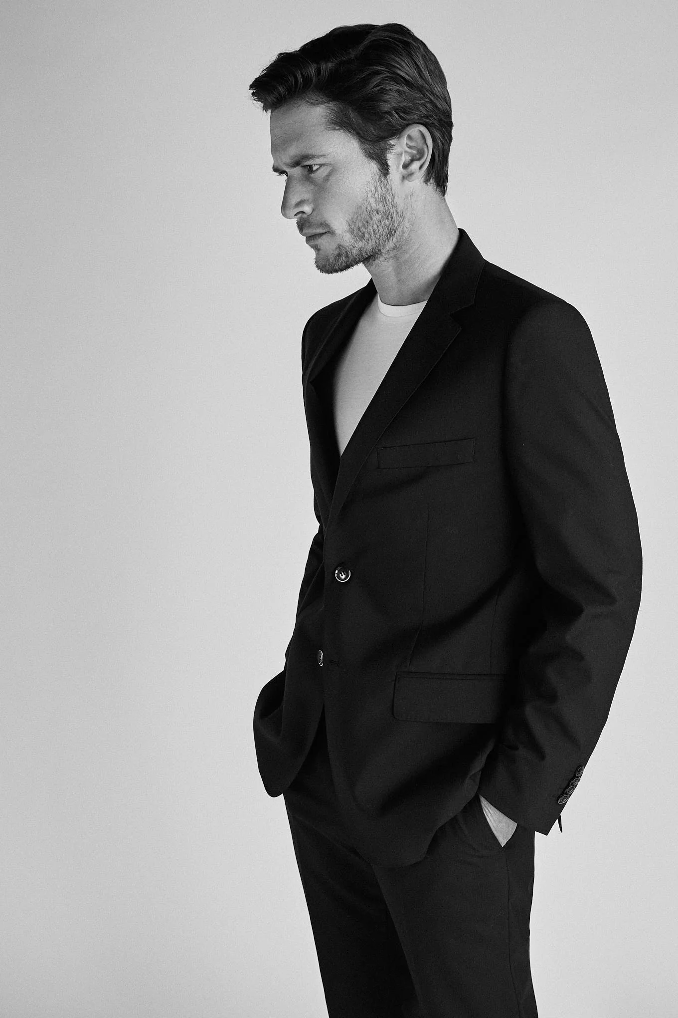 Men's Classic Slim Fit Plain Suit - Image 9