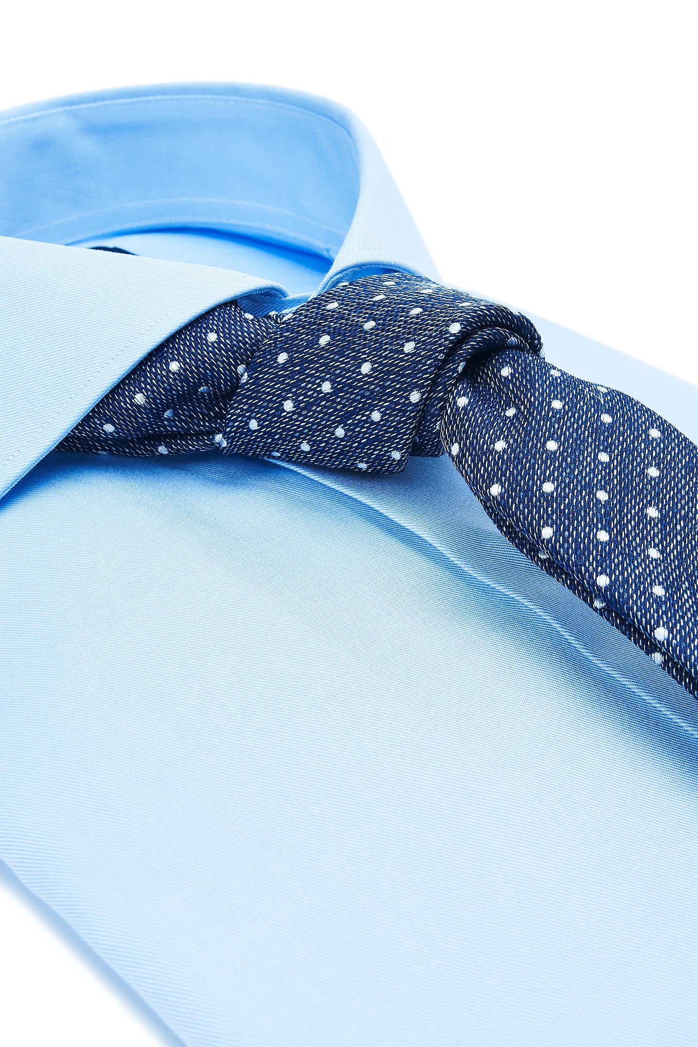 Men's Classic Slim Fit Shirt - Image 4