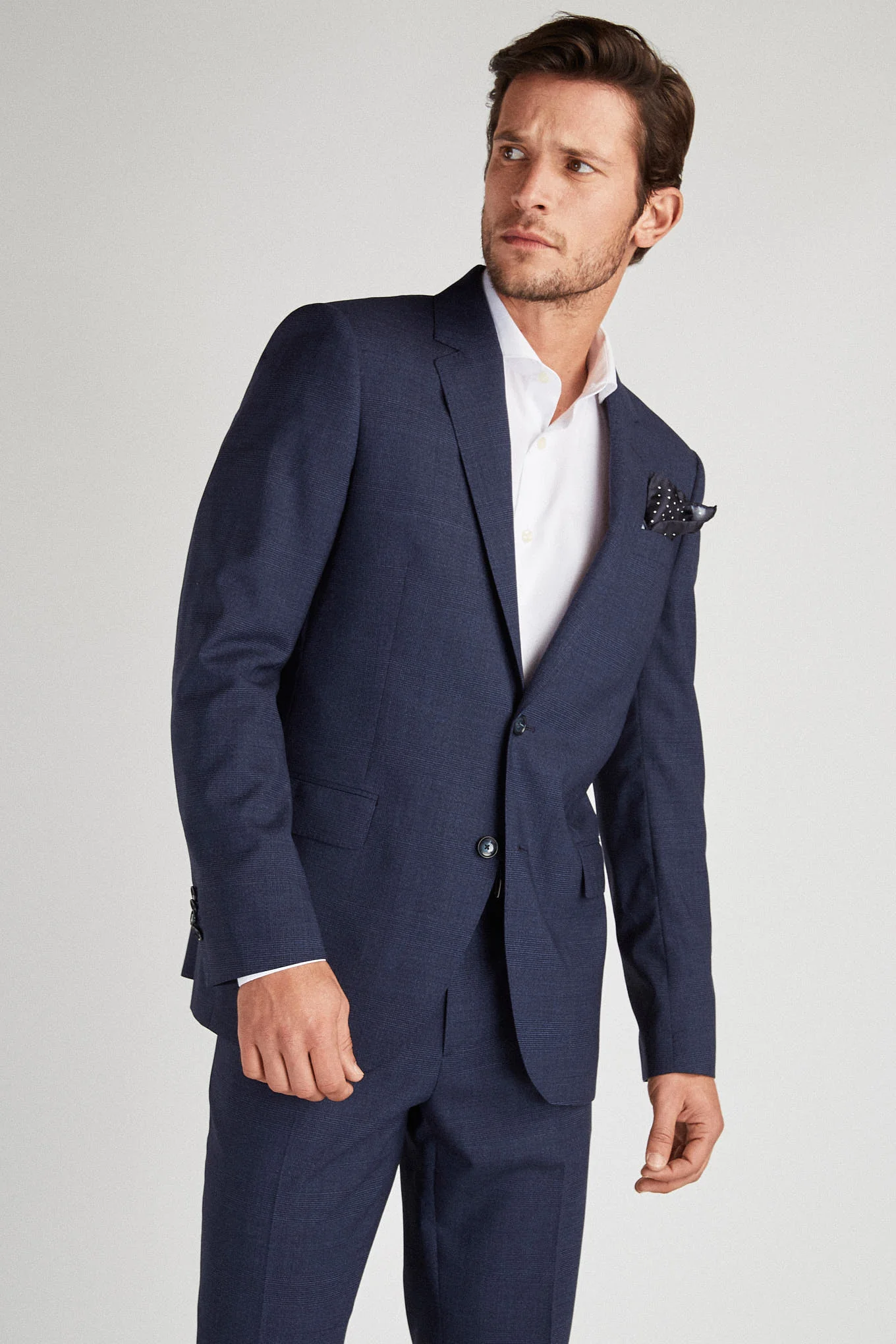 Men's Classic Slim Fit Suit Made In Portugal - Image 3