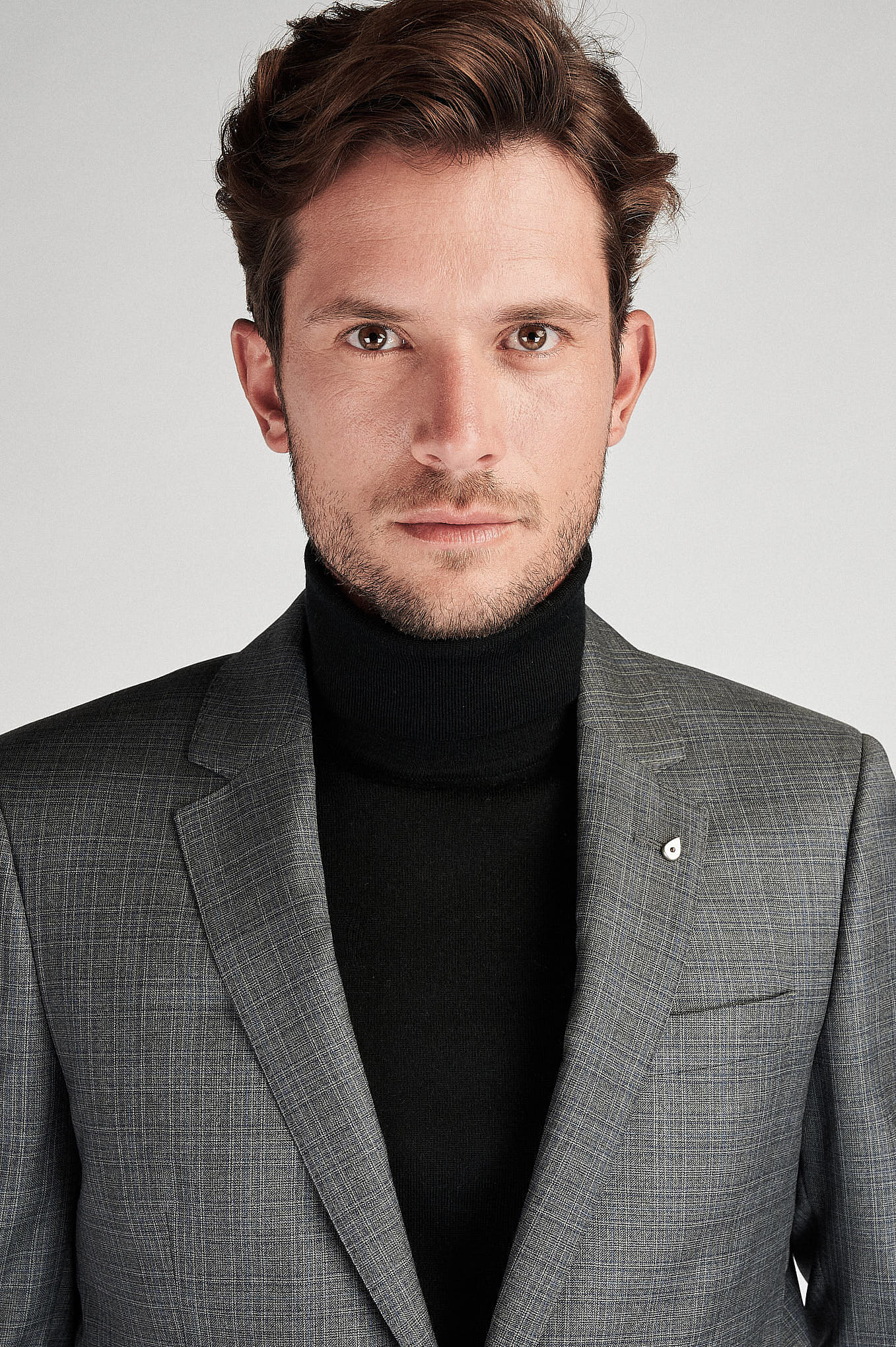 Men's Classic Slim Fit Suit made in Portugal - Image 12