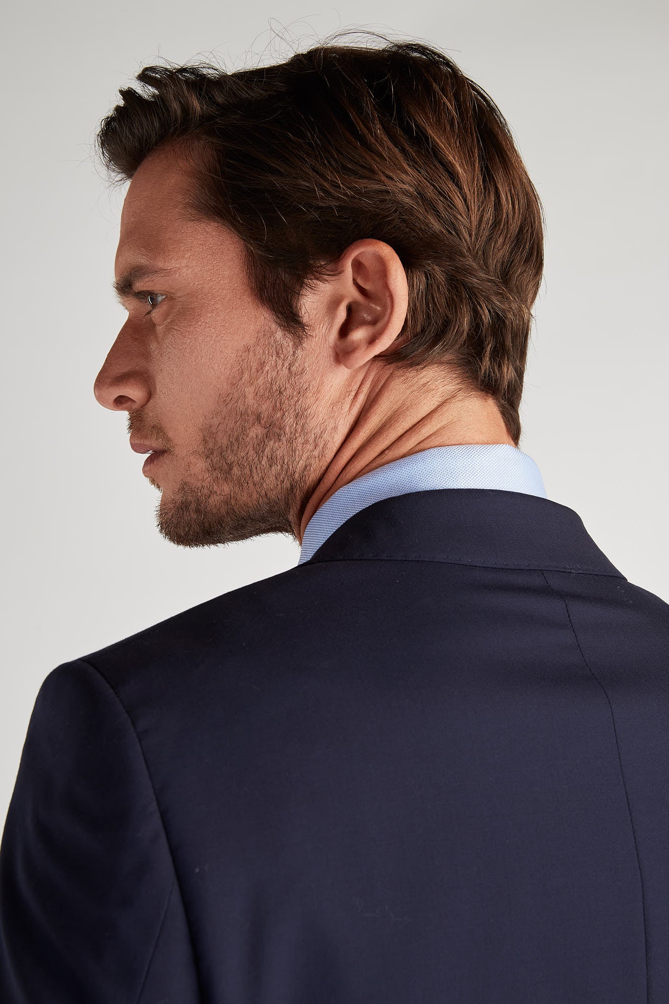 Men's Classic Slim Fit Suit with Plain Vest - Image 5