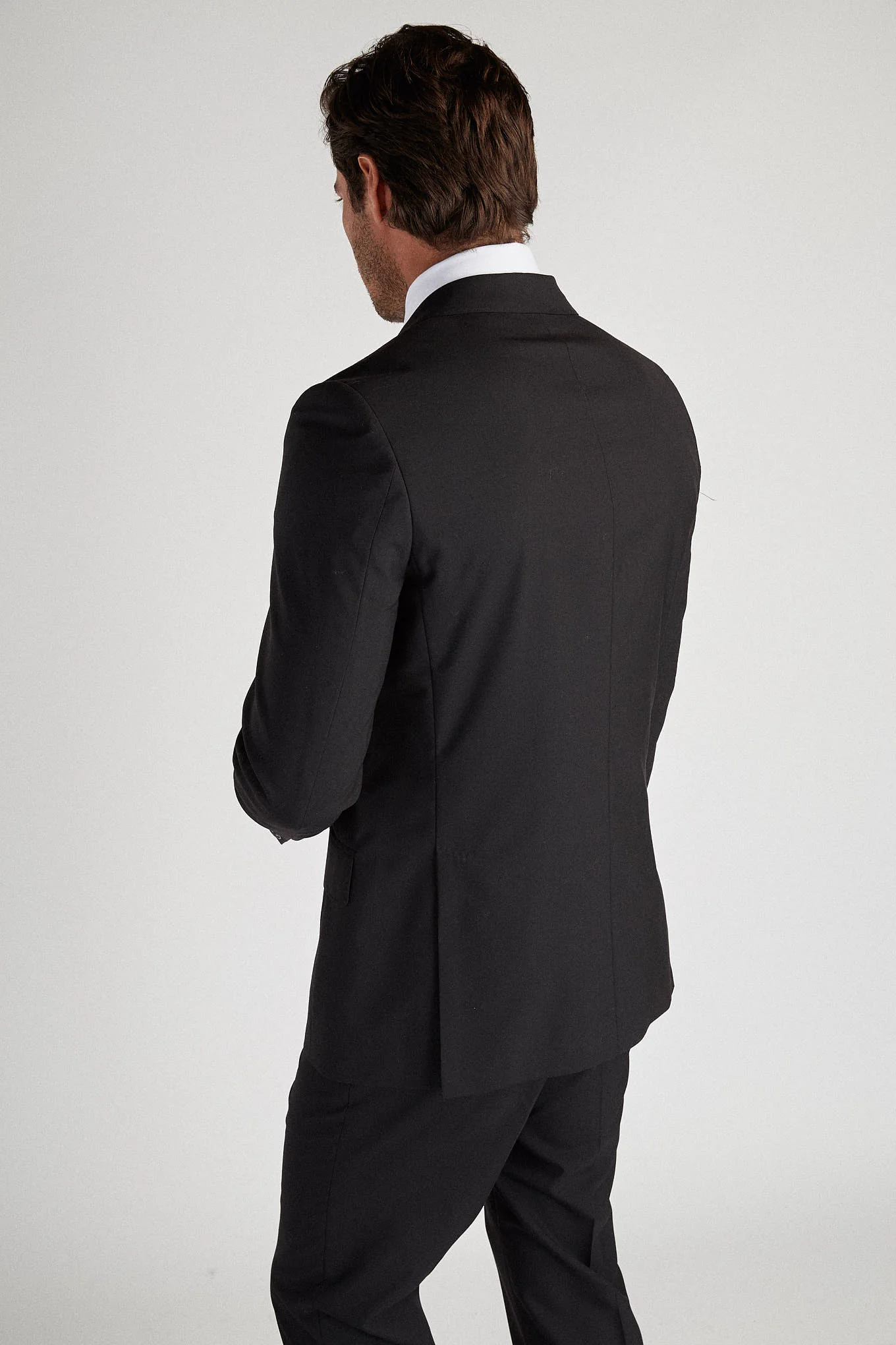 Men's Classic Slim Fit Suit with Plain Vest - Image 2
